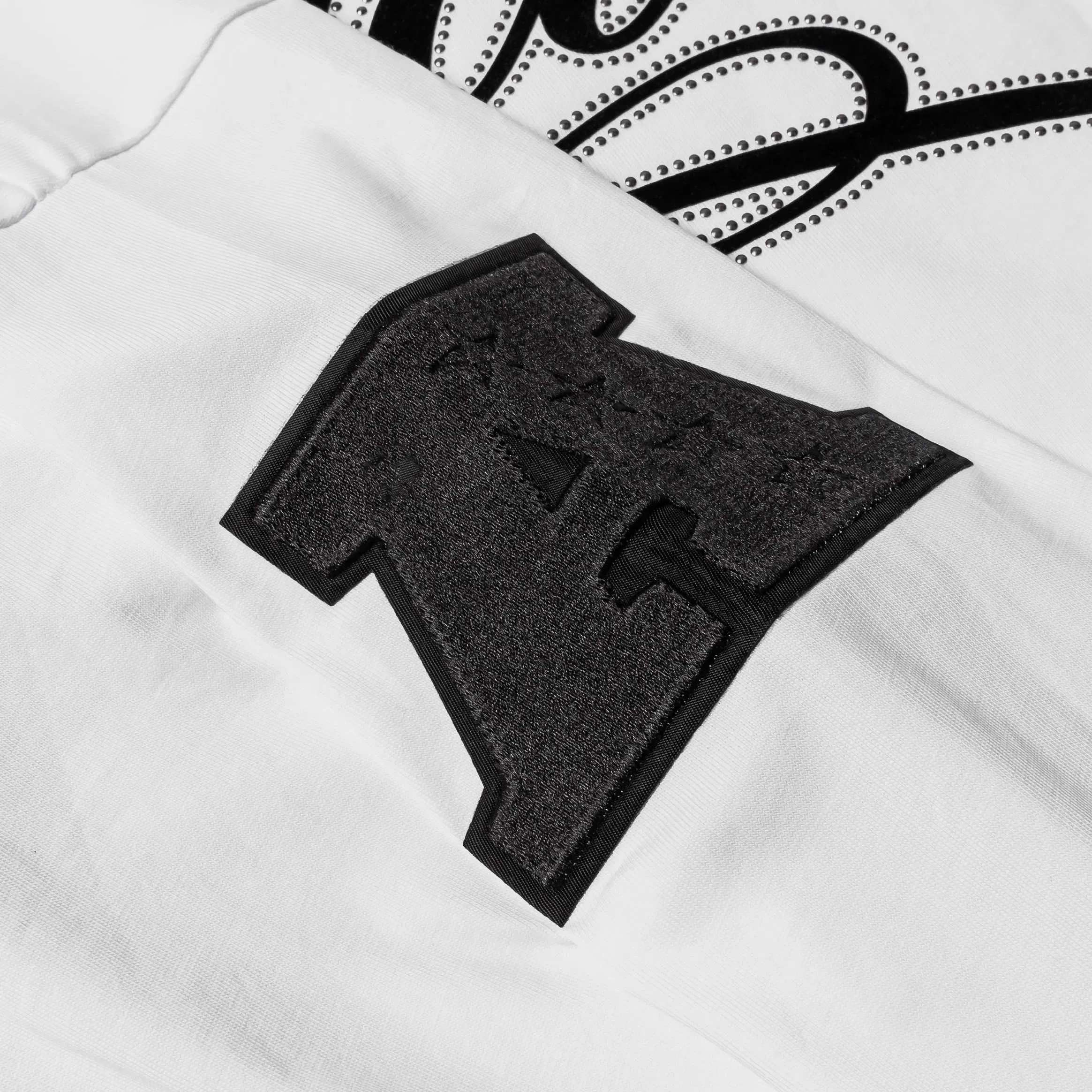 PRO STANDARD Las Vegas Raiders Blackout Mens Long Sleeve Shirt (White/Black)