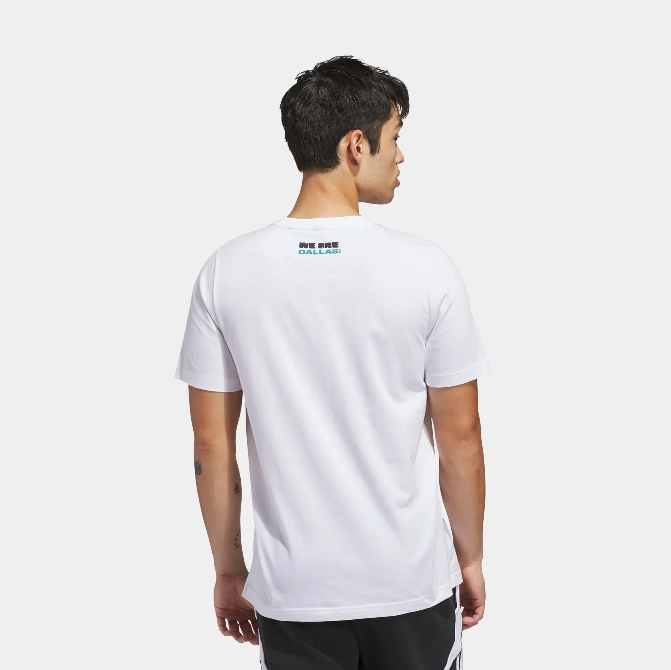 adidas FIFA World Cup '26 Host City Dallas Graphic Mens Short Sleeve Shirt (White)