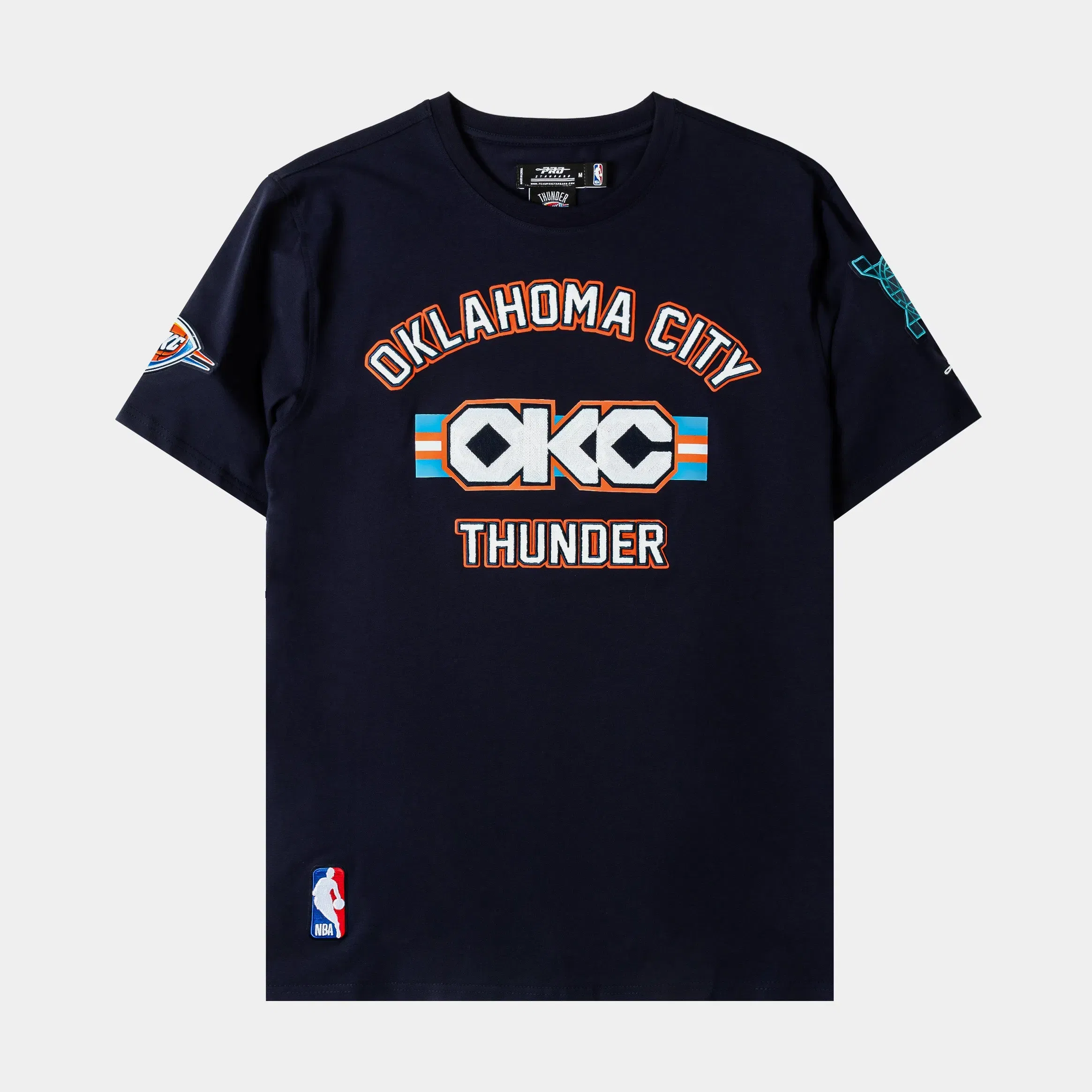 PRO STANDARD Oklahoma City Thunder Mens Short Sleeve Shirt (Navy/White)
