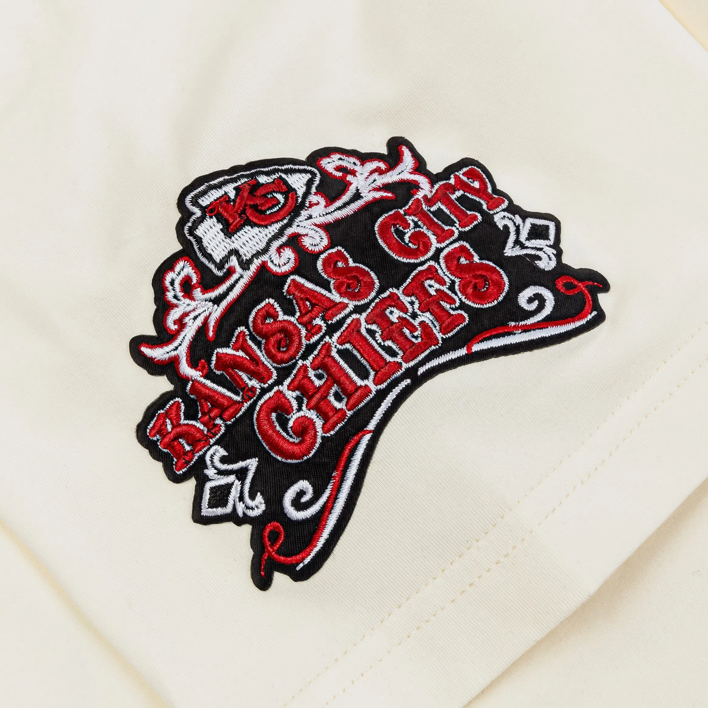 PRO STANDARD Kansas City Chiefs Athletics Logo Mens Short Sleeve Shirt (White/Red)