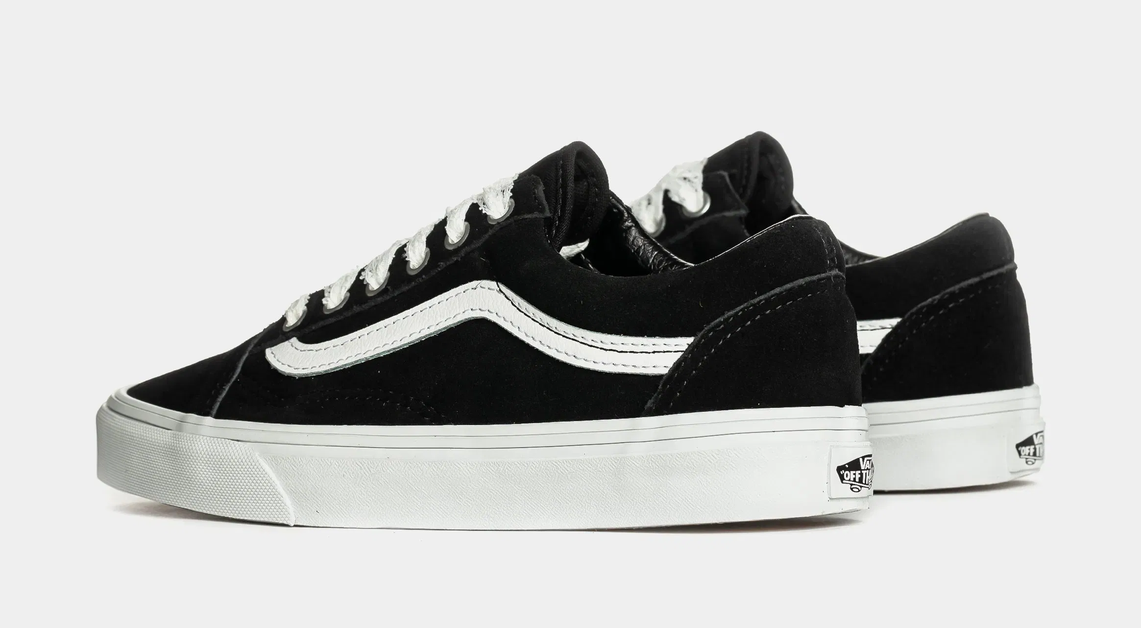 Vans Old Skool Pop Lace Womens Lifestyle Shoes (Black/White)