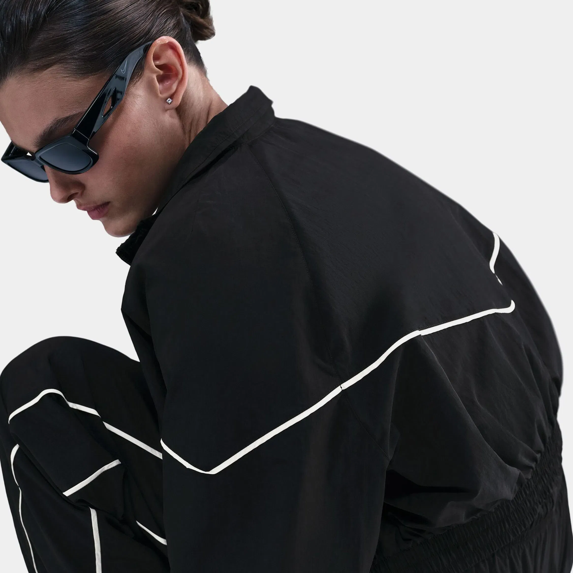 Nike NSW Windrunner Woven Womens Jacket (Black/Sail/Sail)