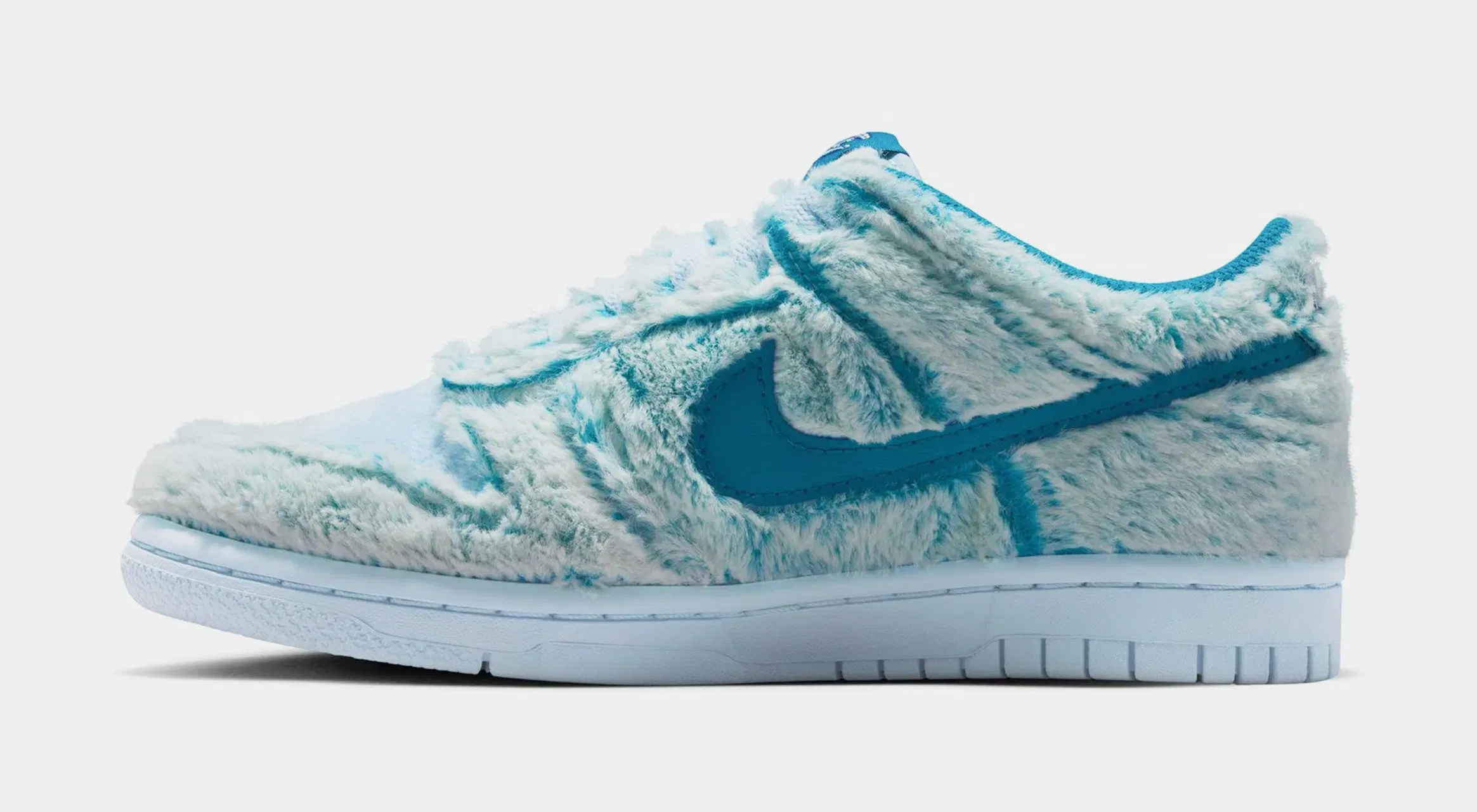 Nike Dunk Low Abominable Snowman Grade School Lifestyle Shoes (Blue)