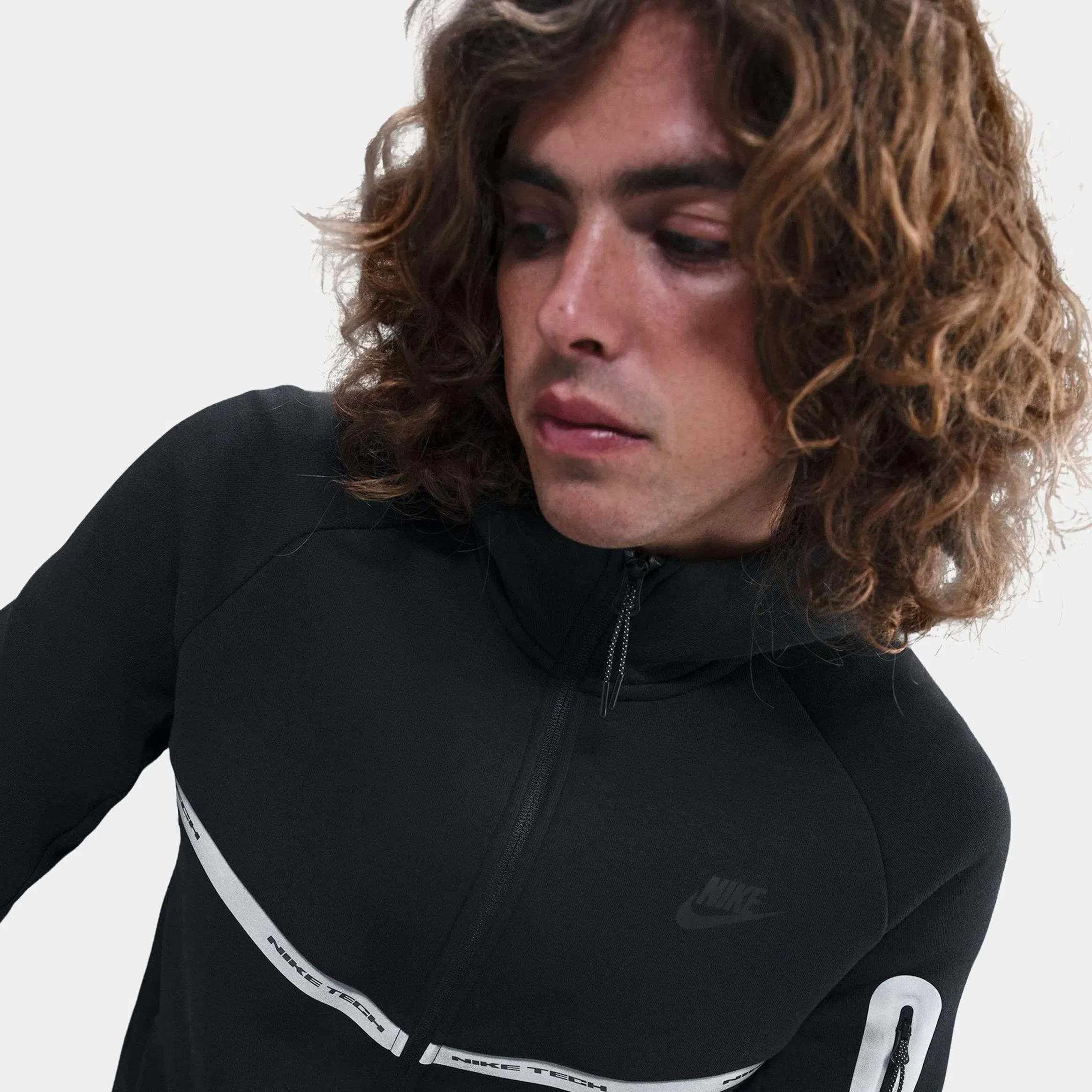 Nike Tech Full Zip Fleece Windrunner Reflective Accents Mens Jacket (Sequoia/Black)