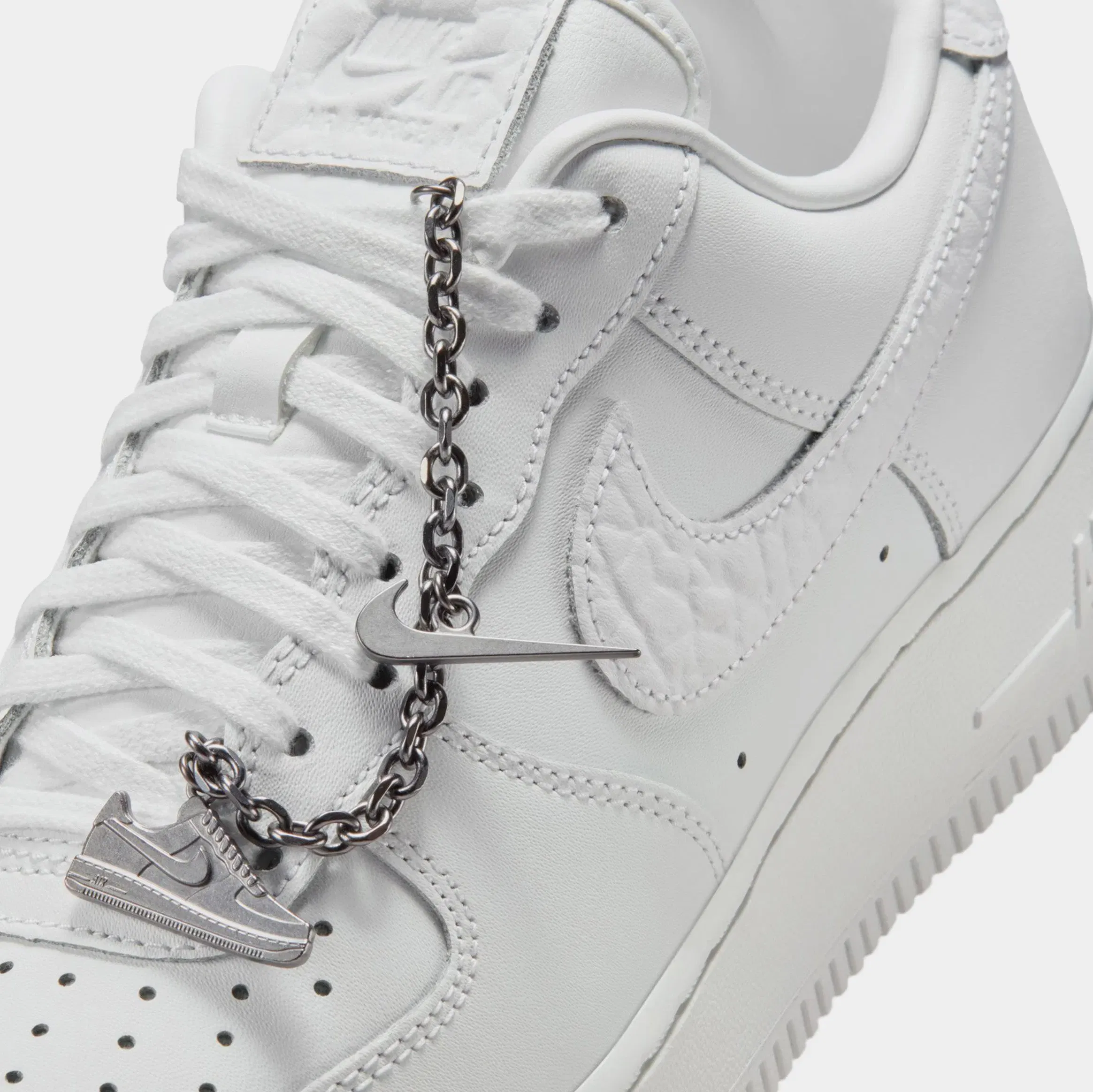 Nike Air Force 1 '07 Low Womens Lifestyle Shoes (Summit White/Summit White/White)