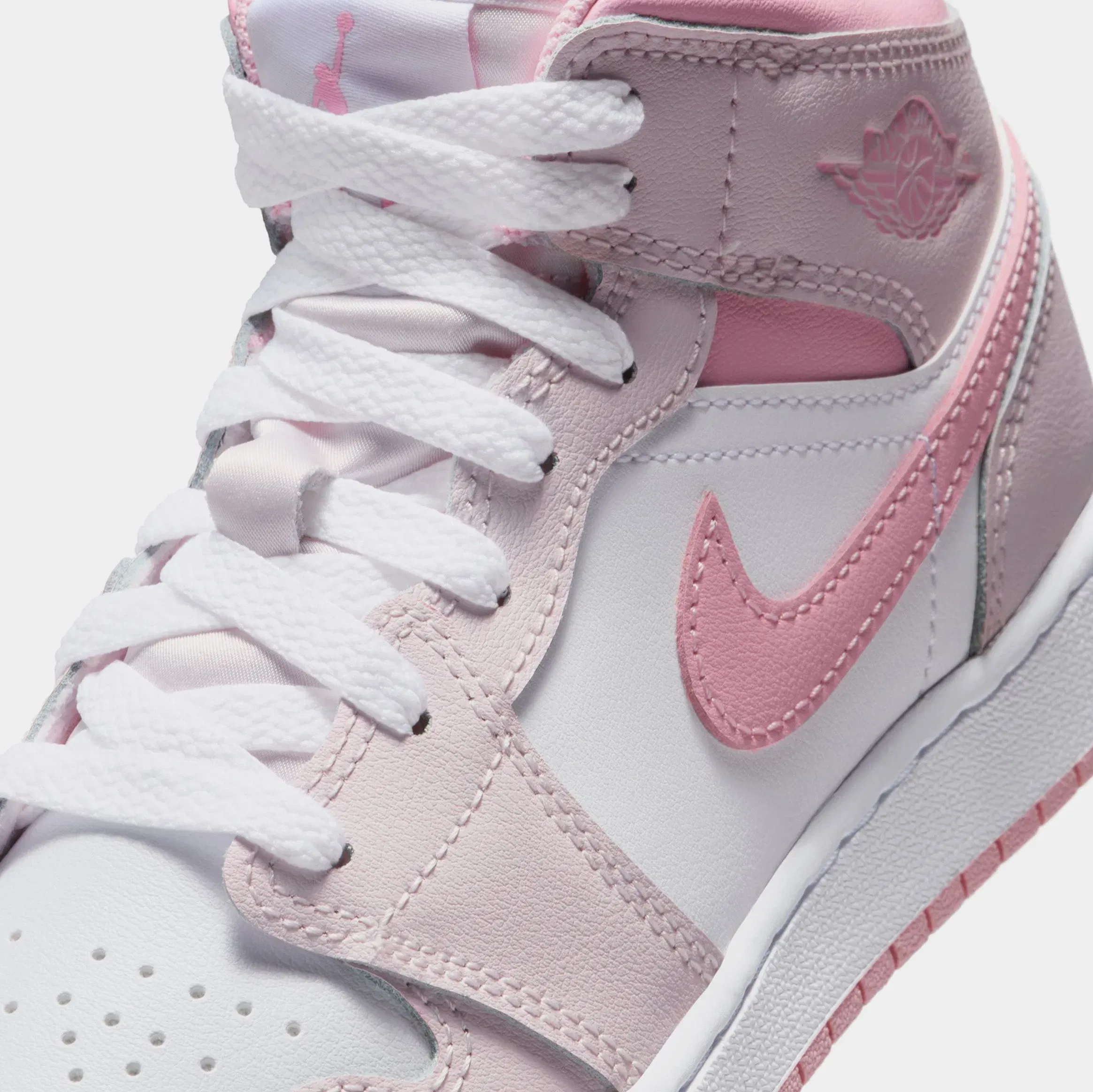 Air Jordan 1 Mid Grade School Lifestyle Shoes (Pearl Pink/Medium Soft Pink/White)