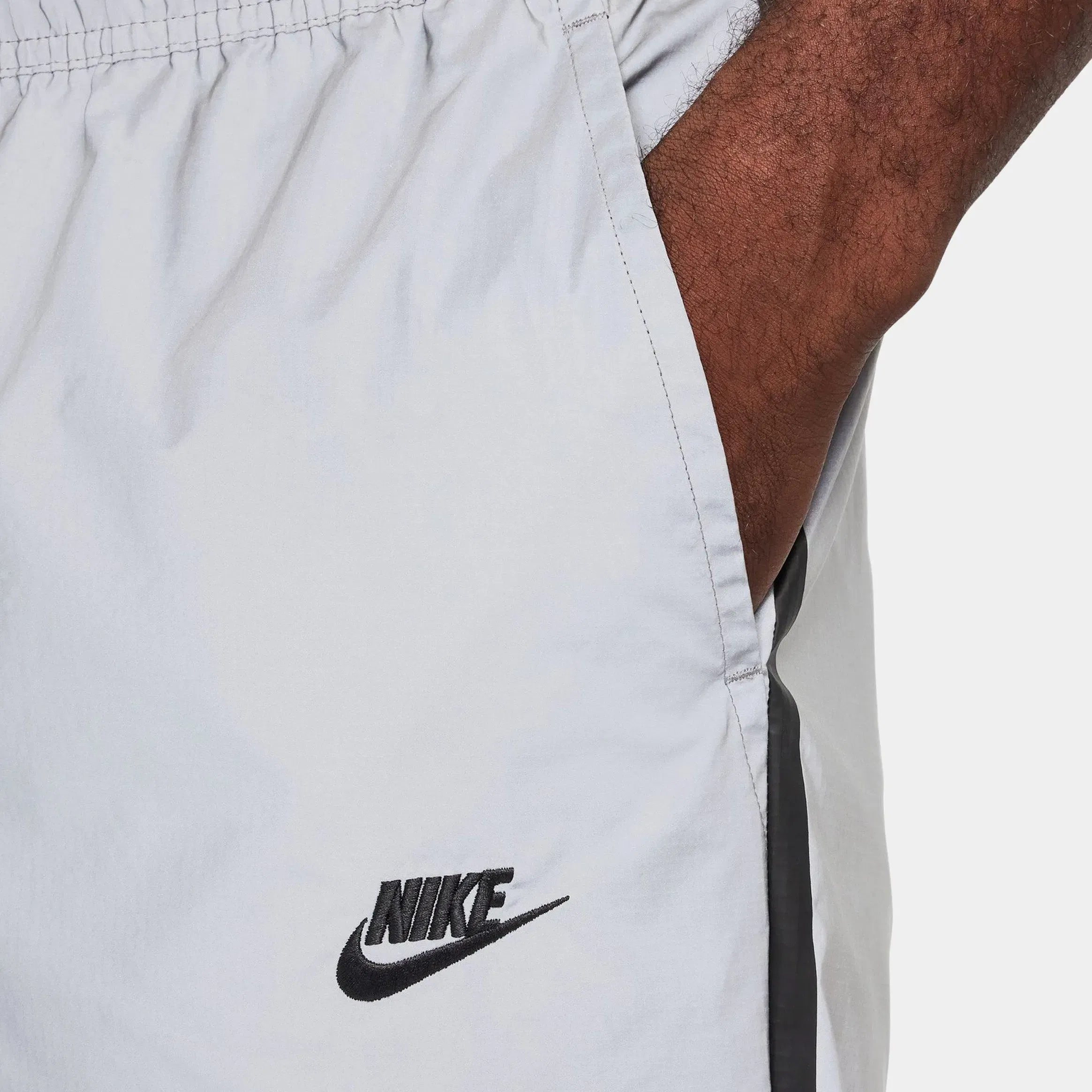 Nike Tech Woven Reflective Mens Pants (Reflect Silver/Black)