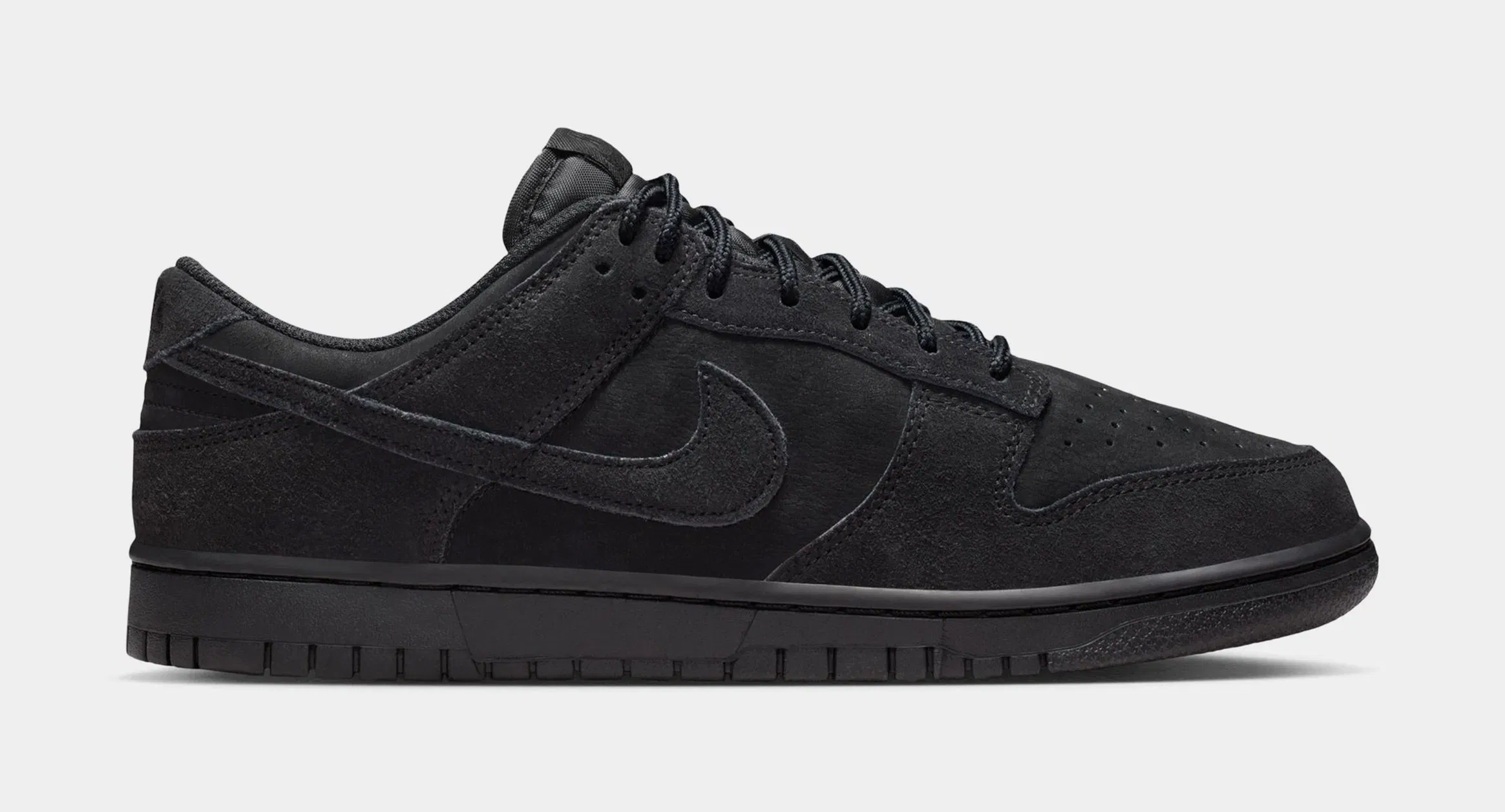 Nike Dunk Low Retro SE Mens Lifestyle Shoes (Black/Black/Black)