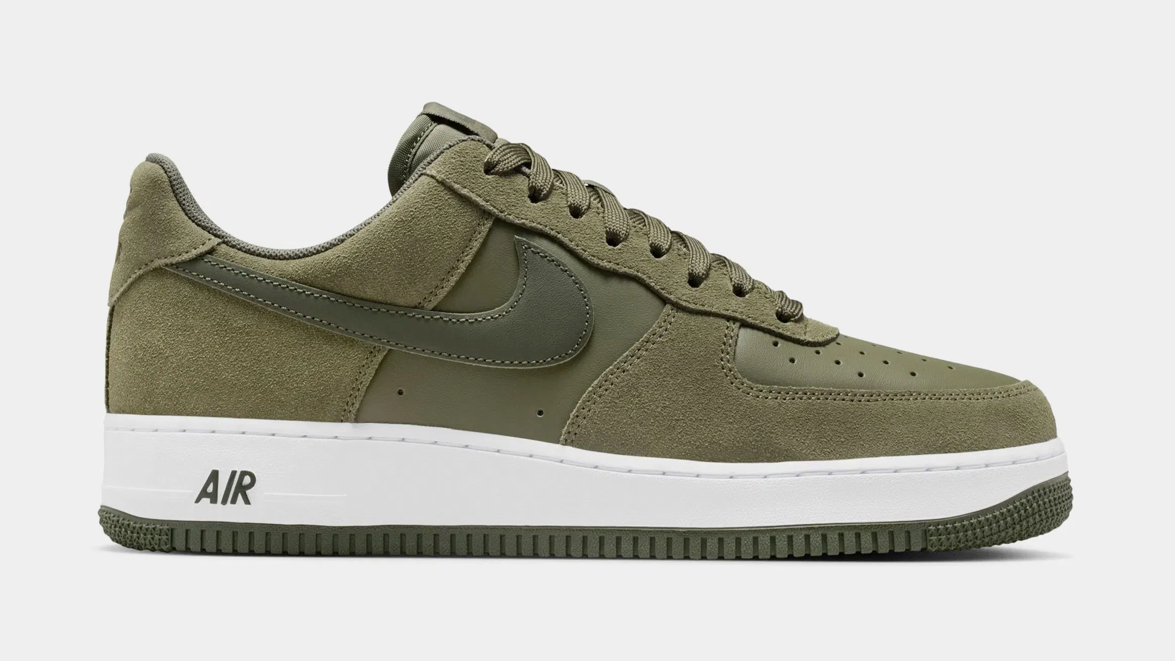 Nike Air Force 1 '07 Medium Olive Mens Lifestyle Shoes (Medium Olive/Cargo Khaki/White)