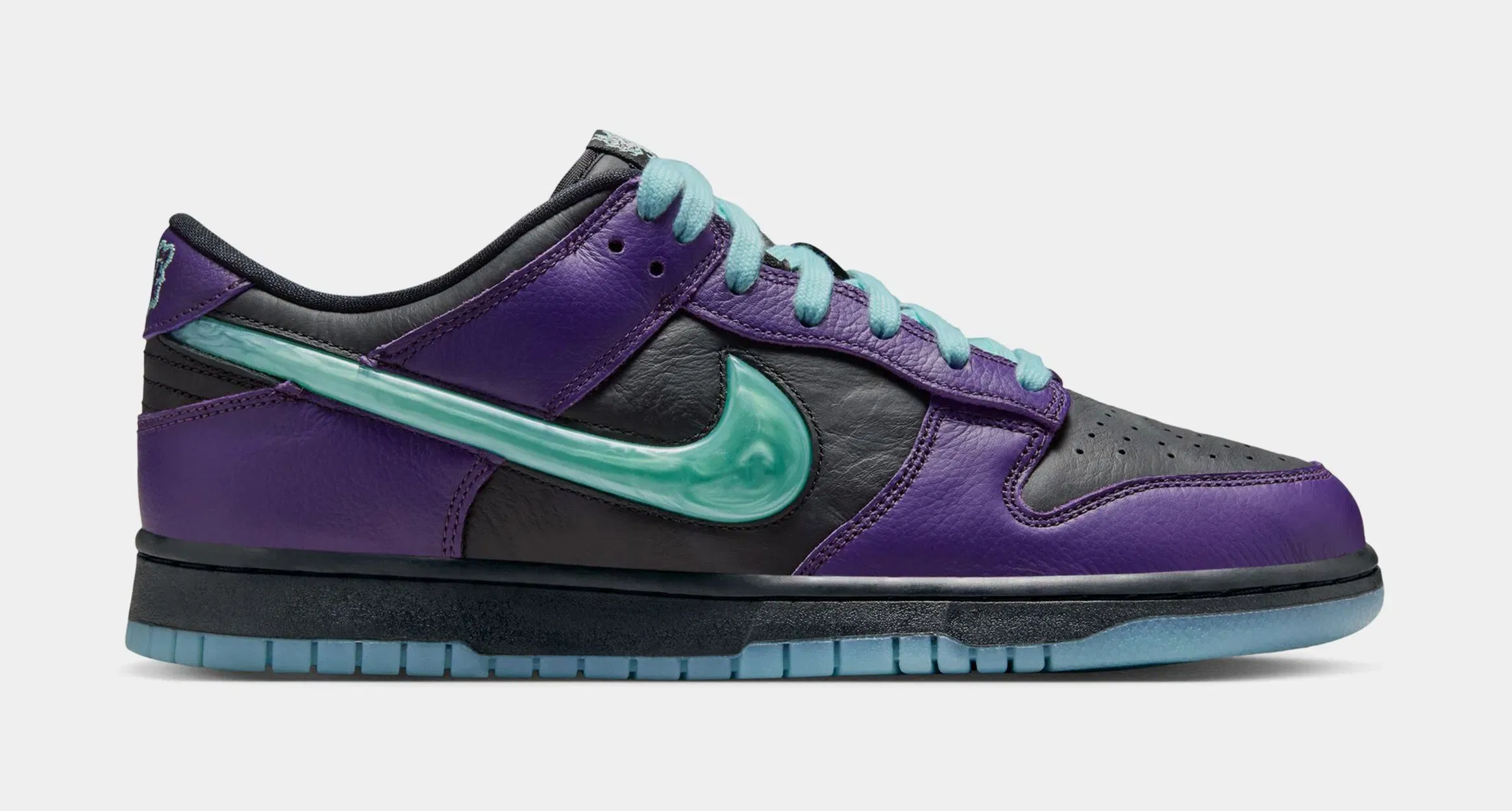 Nike Dunk Low Retro Halloween Mens Lifestyle Shoes ( Black/Grand Purple/Artisan Teal)