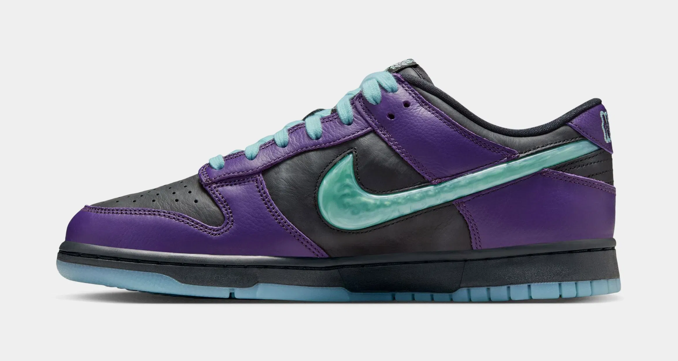 Nike Dunk Low Retro Halloween Mens Lifestyle Shoes ( Black/Grand Purple/Artisan Teal)
