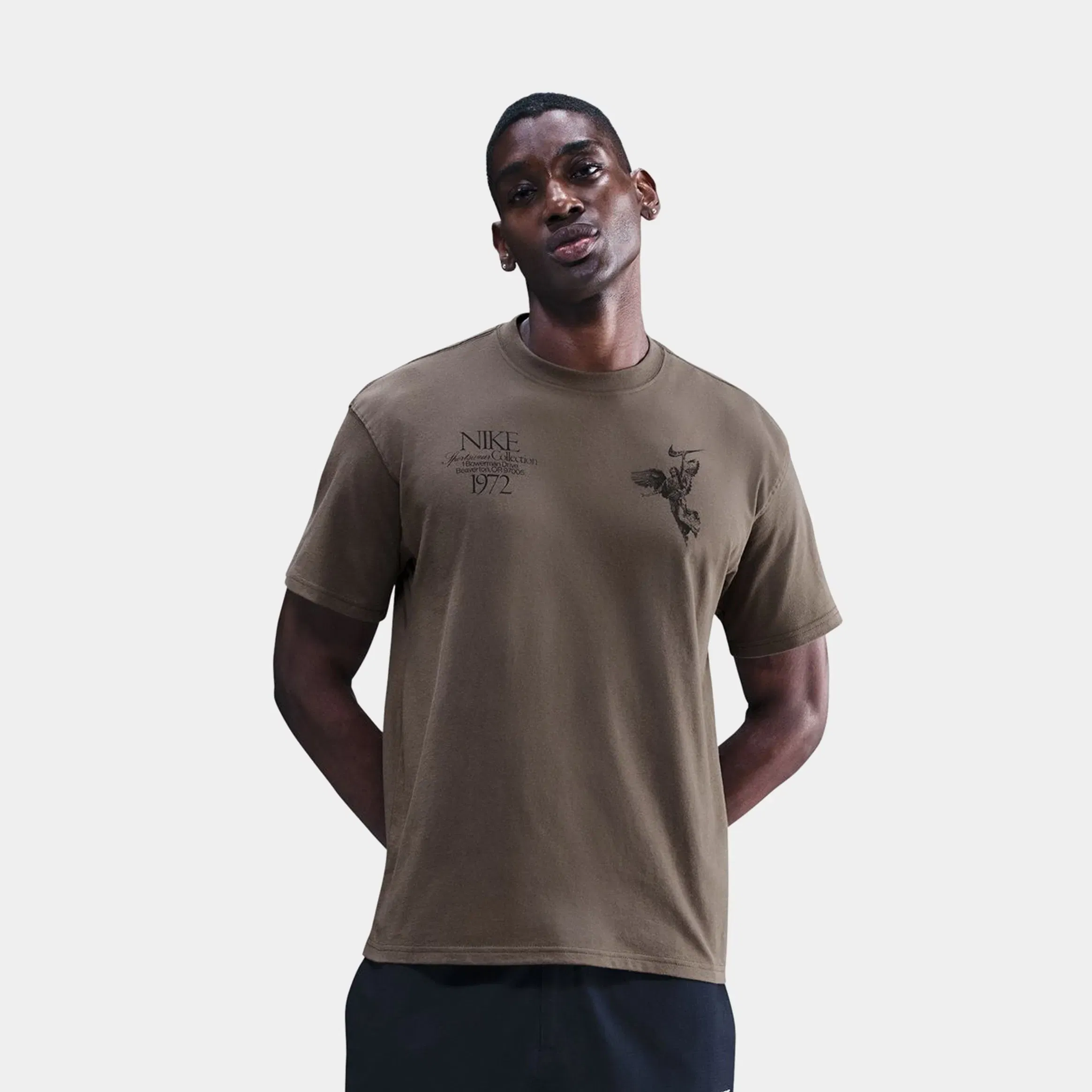 Nike NSW Max 90 On The Wings Of Victory Mens Short Sleeve Shirt (Grey/Black)
