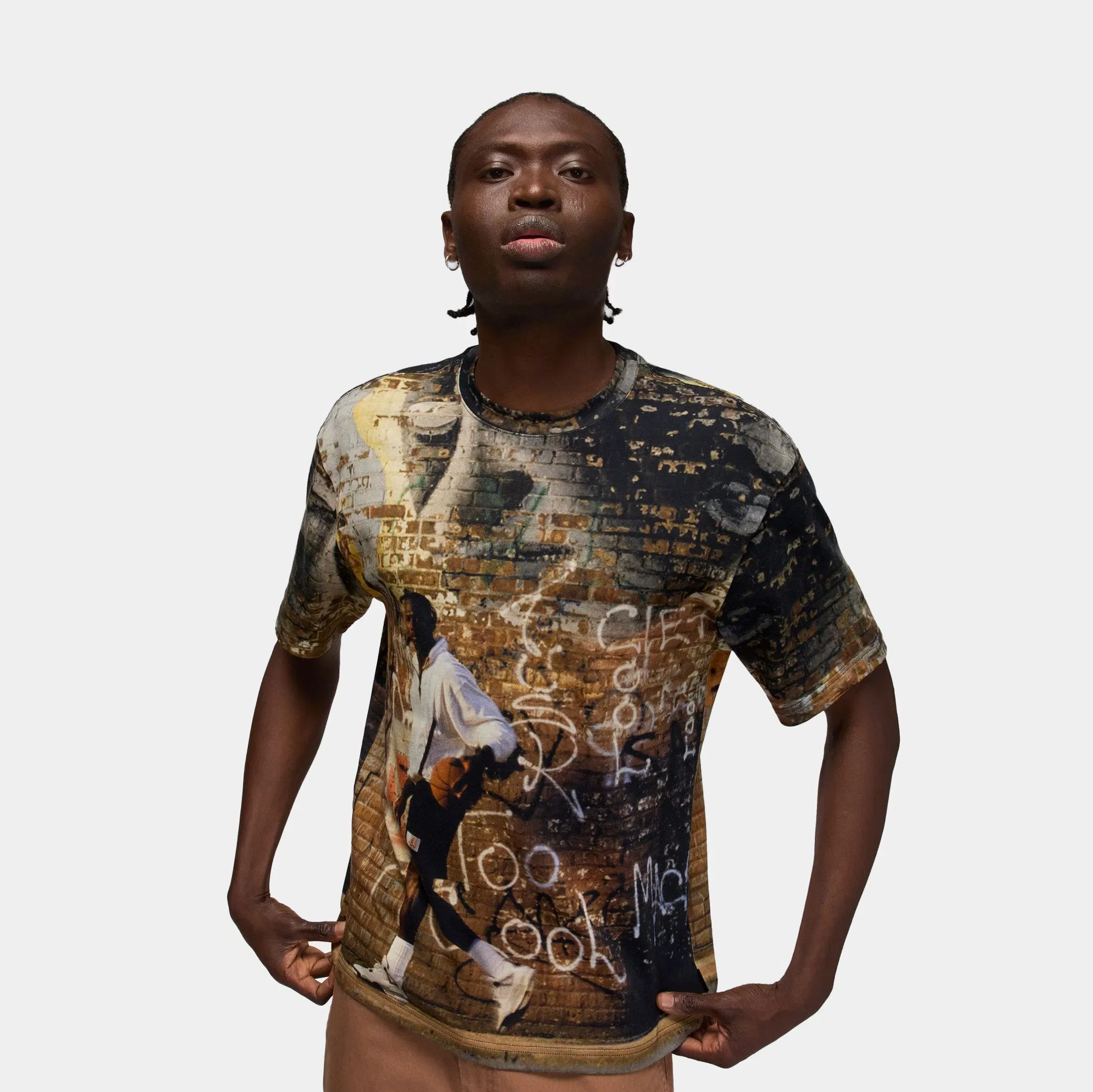 Air Jordan 85 Graphic Wordmark AOP Mens Short Sleeve Shirt (Black/Brown)