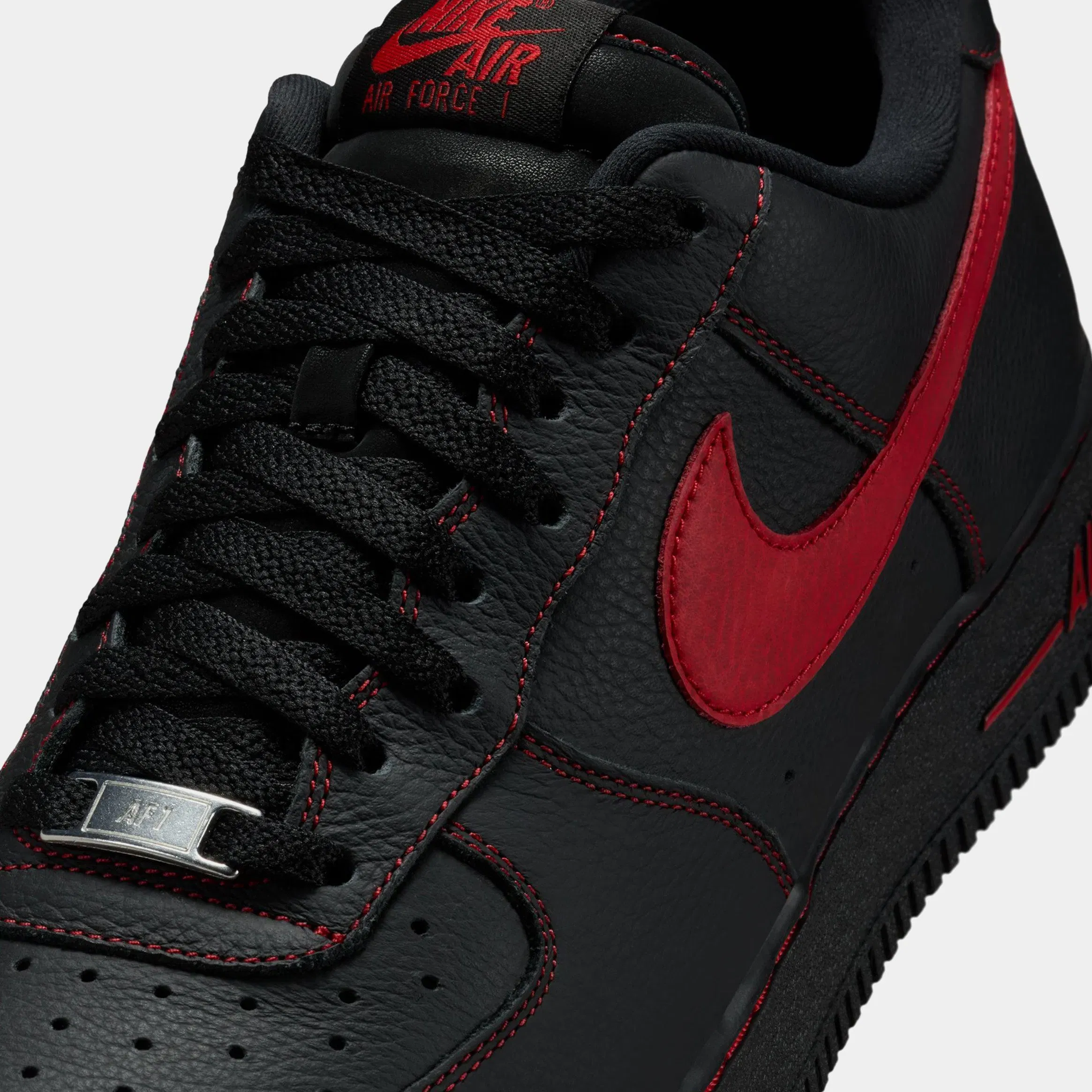 Nike Air Force 1 Low '07 LV8 Bred Mens Lifestyle Shoes (Black/Black/University Red)