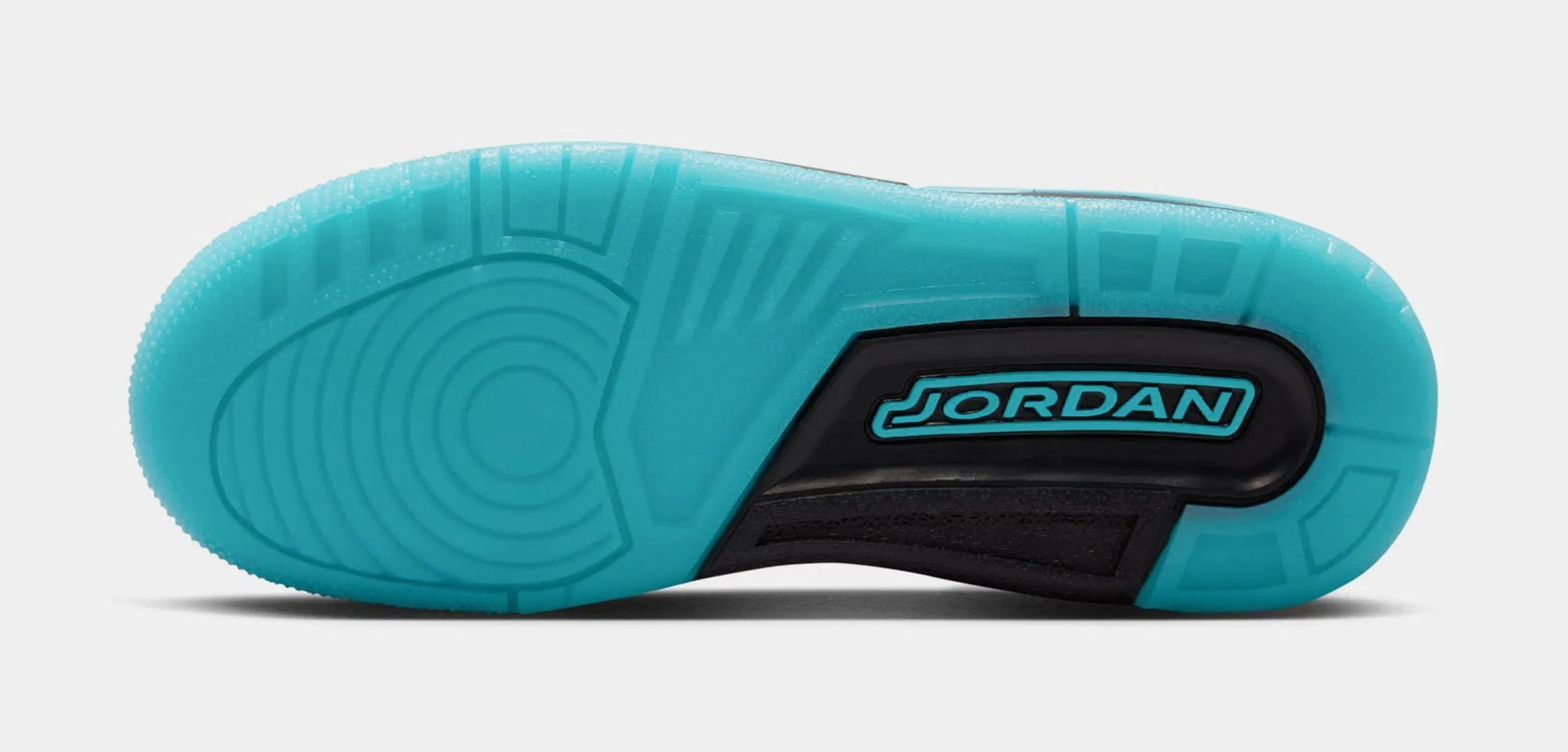 Air Jordan Spizike Low Grade School Basketball Shoes (Black/Wolf Grey/Gamma Blue)
