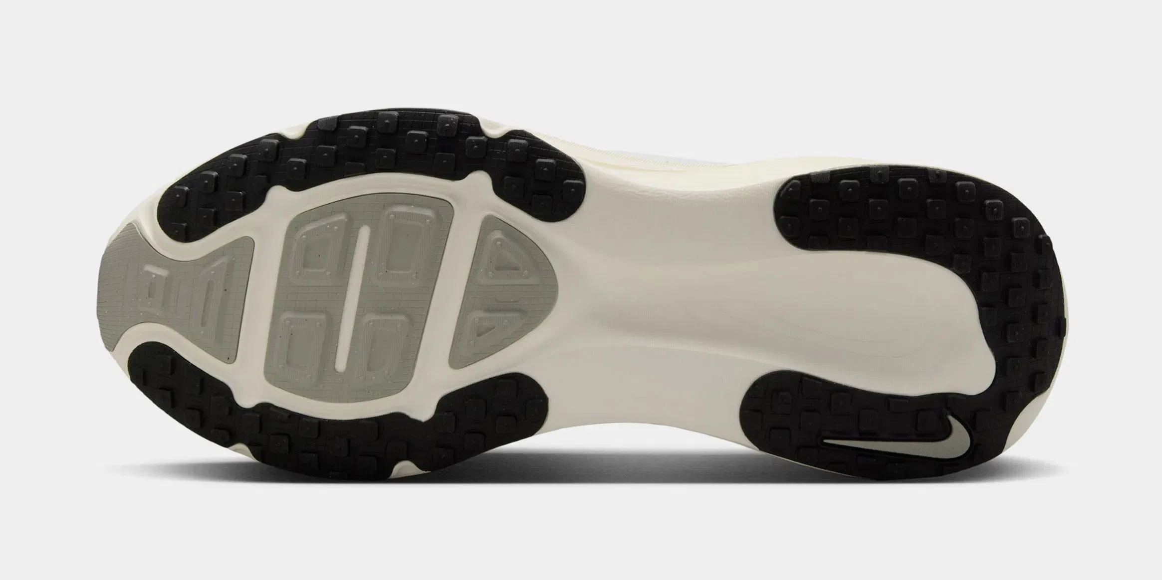 Nike Vomero 18 Mens Running Shoes (Summit White/Black/Coconut Milk)