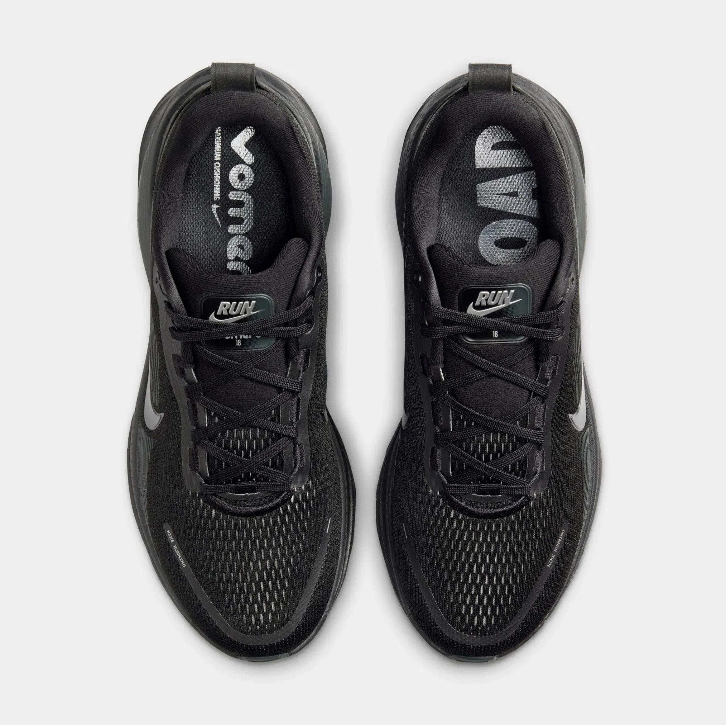 Nike Vomero 18 Mens Running Shoes (Black/Black/Dark Smoke Grey/Light Smoke Grey)