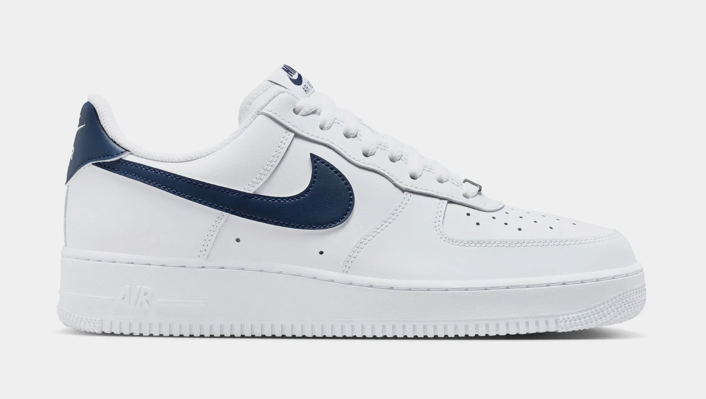 Nike Air Force 1 07 Mens Lifestyle Shoes (White/College Navy)