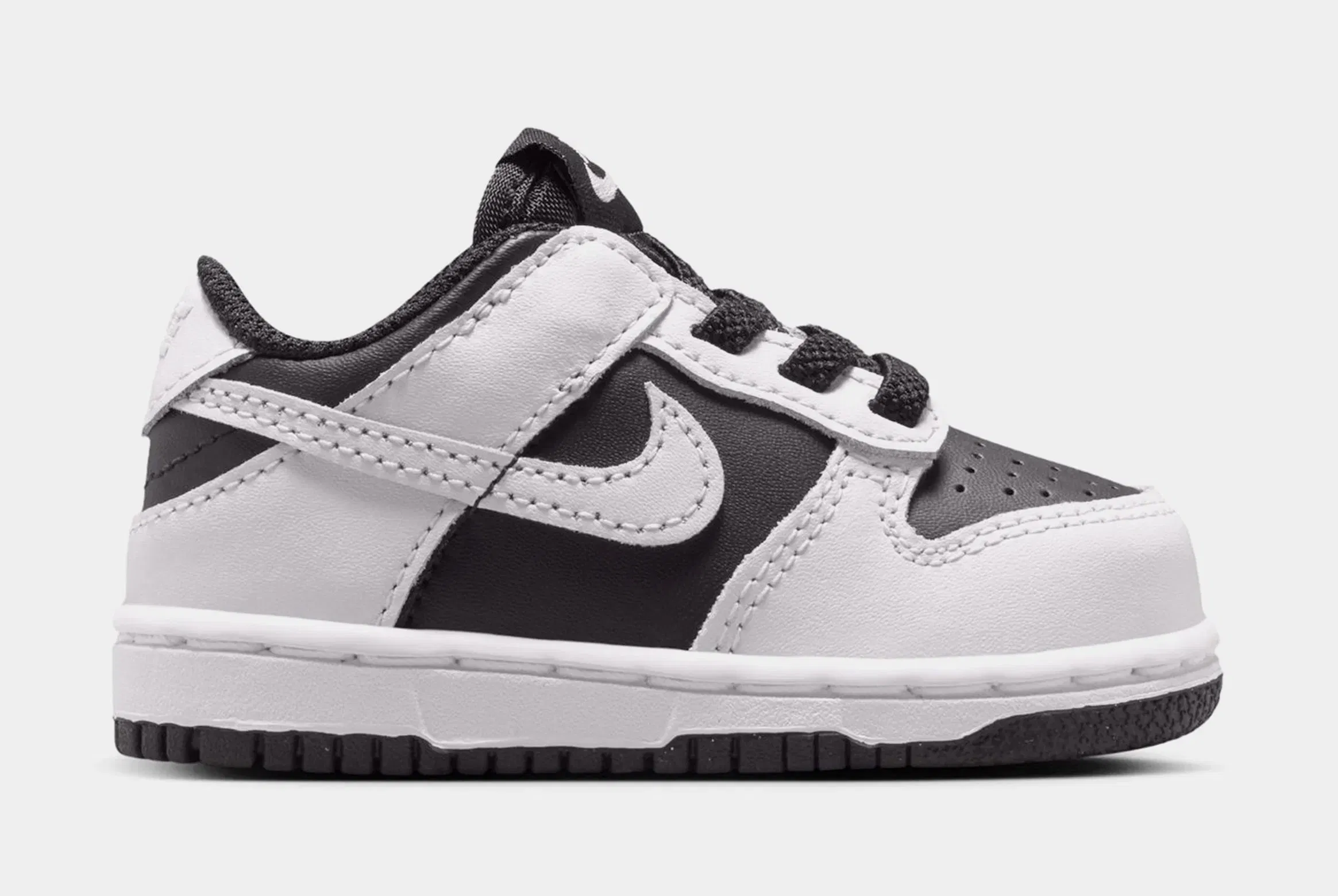 Nike Dunk Low Infant Toddler Lifestyle Shoes (Black/Platinum Tint/White)