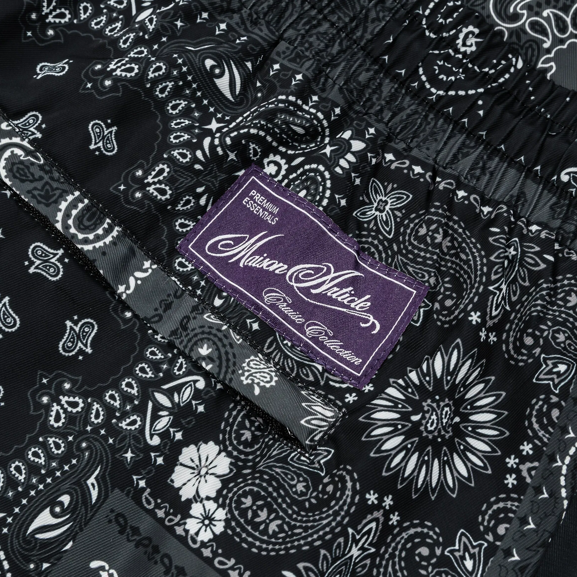 MAISON ARTICLE Paisley Tonal Hybrid Mens Shorts (Black/Grey)