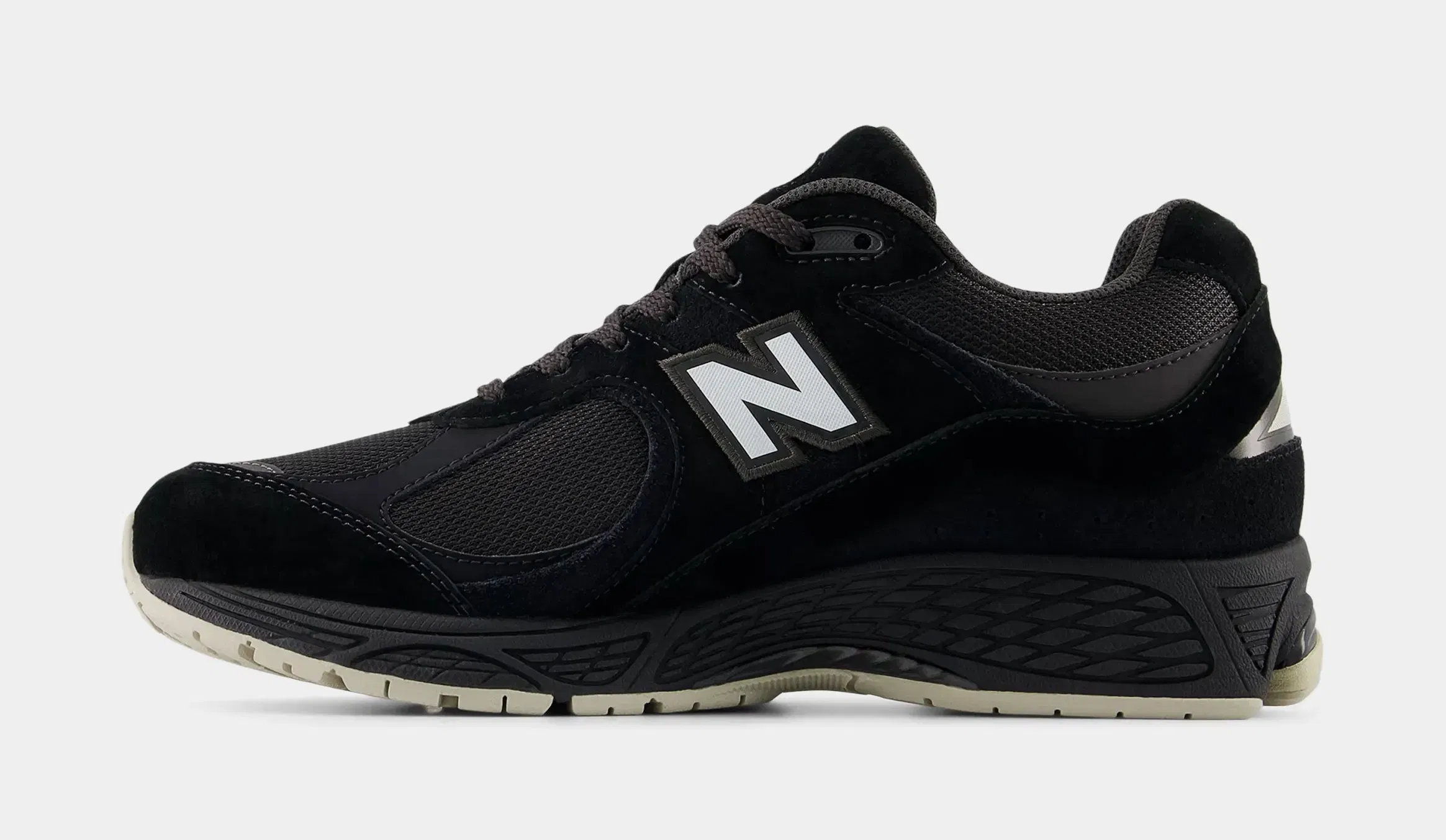 NEWBALANCE 2002R Mens Running Shoes (Black/Timber Wolf/White)