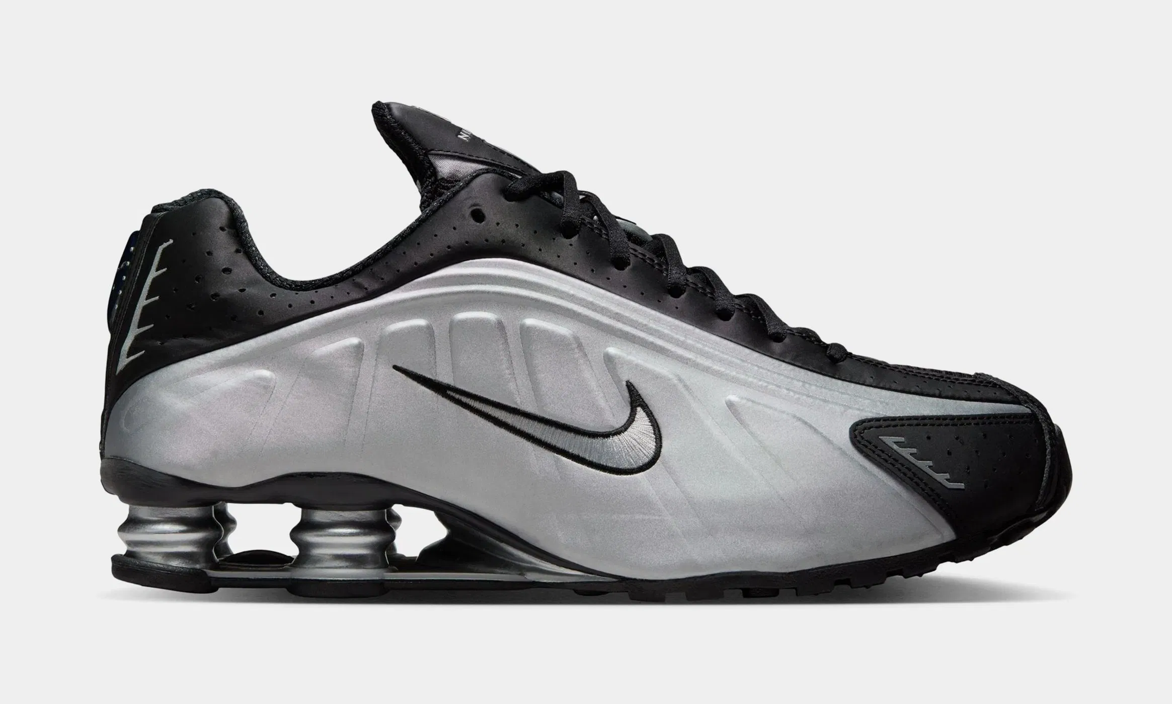Nike Shox R4 Mens Running Shoes (Metallic Silver/Black/Metallic Silver/Metallic Silver)