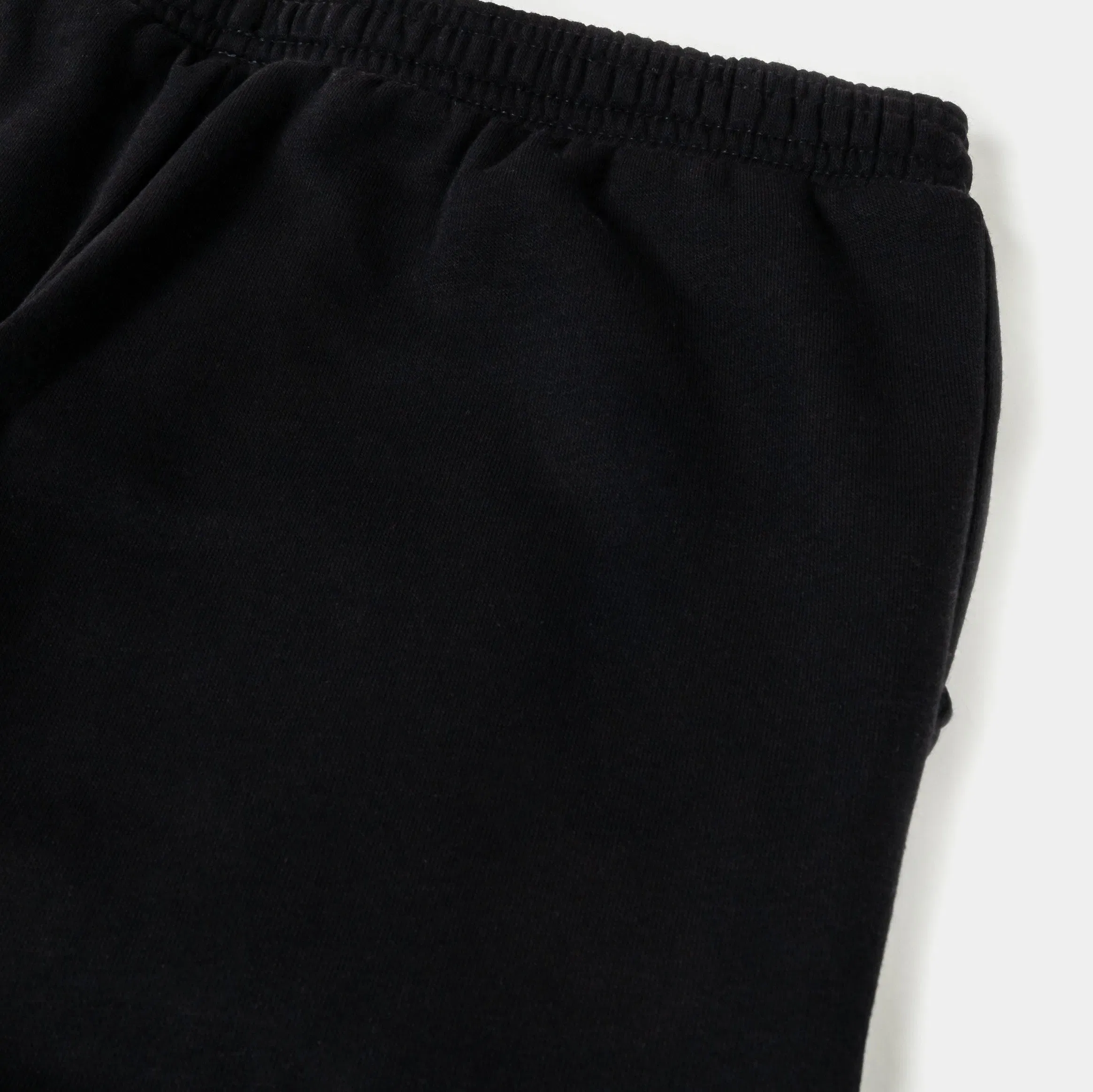 Air Jordan Mountainside Fleece Grade School Joggers (Black/Gold)