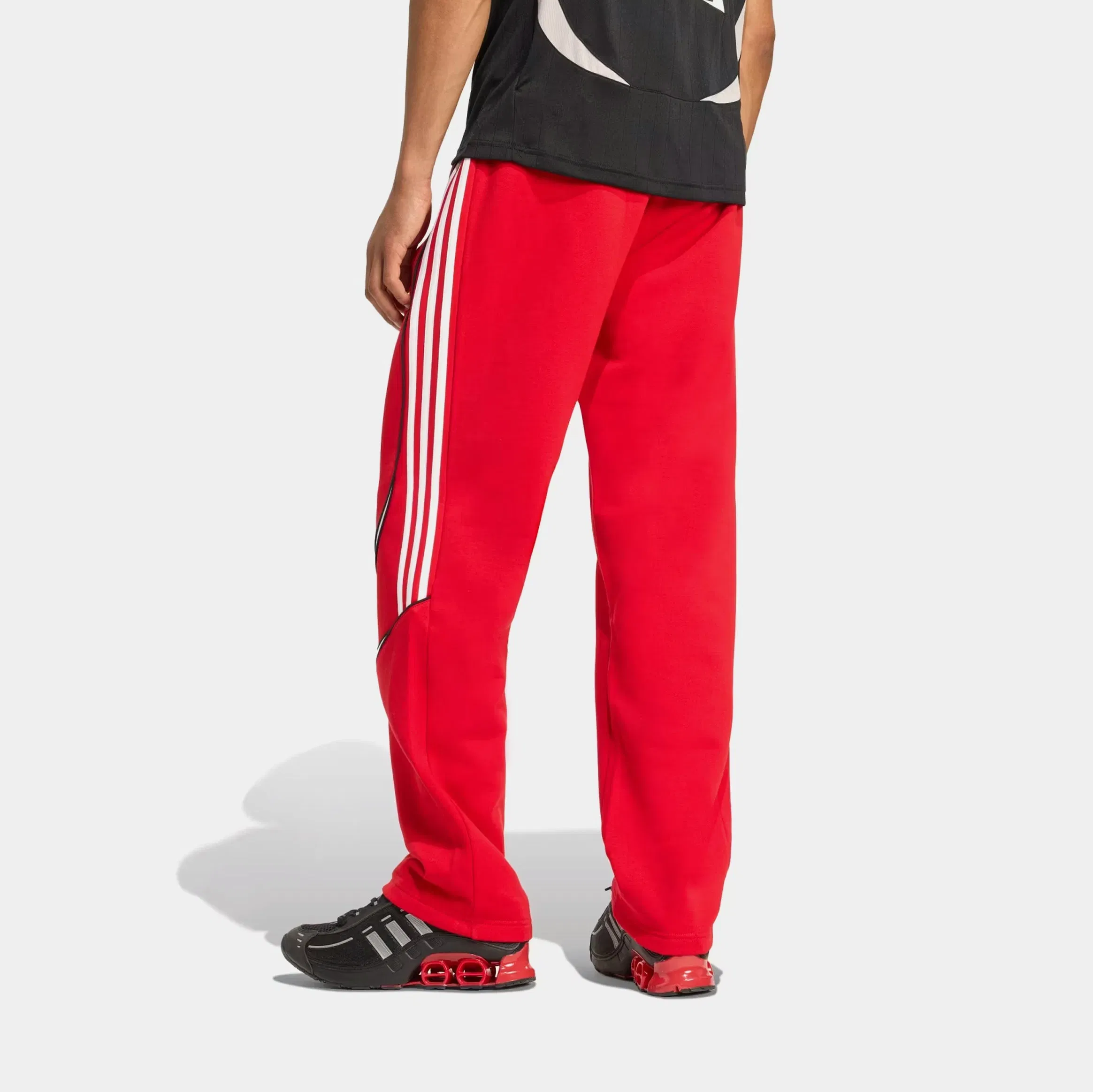 adidas Teamgeist Graphic Fleece Mens Pants (Better Scarlet/White)