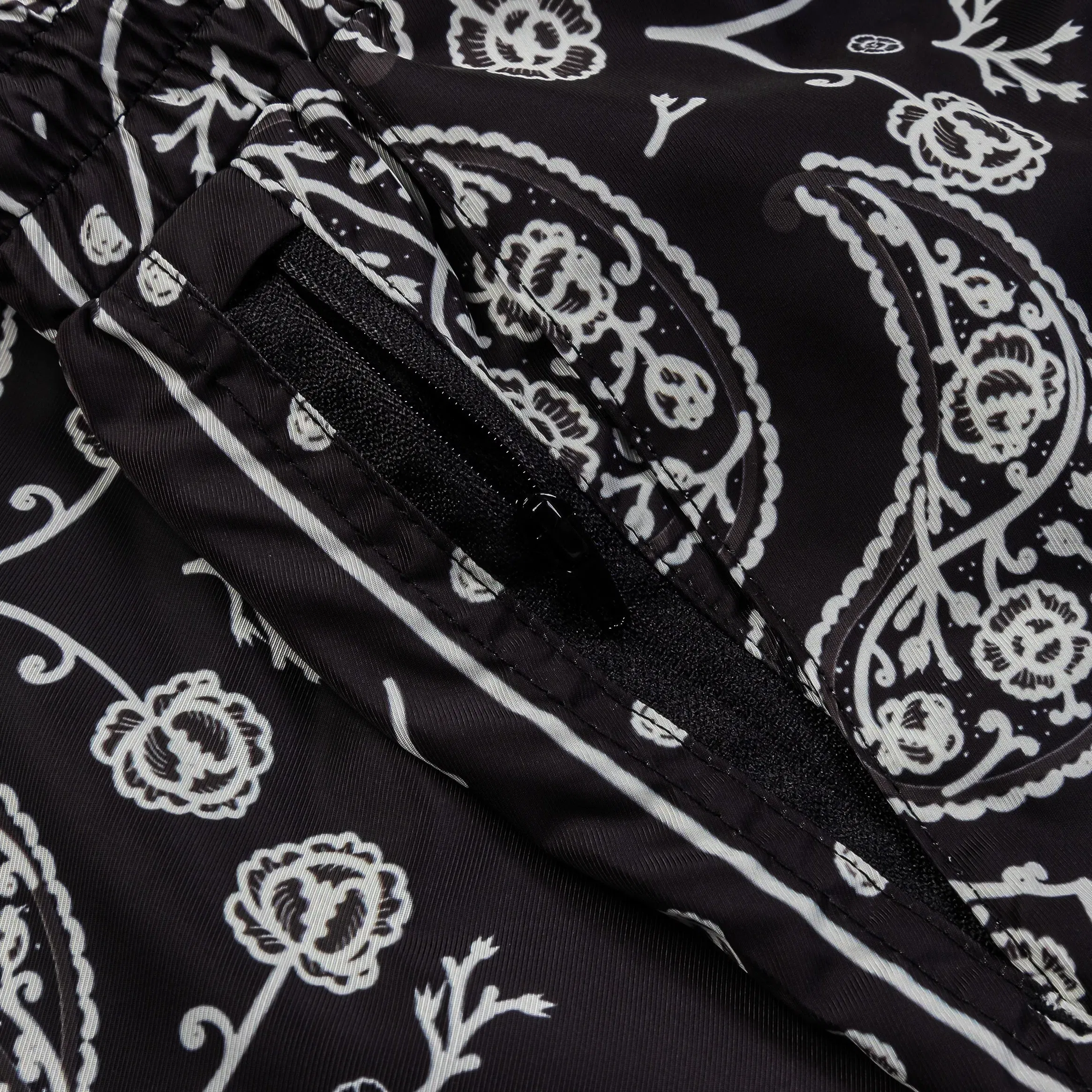 MAISON ARTICLE Black Rose Paisley Hybrid Mens Shorts (Black/White)