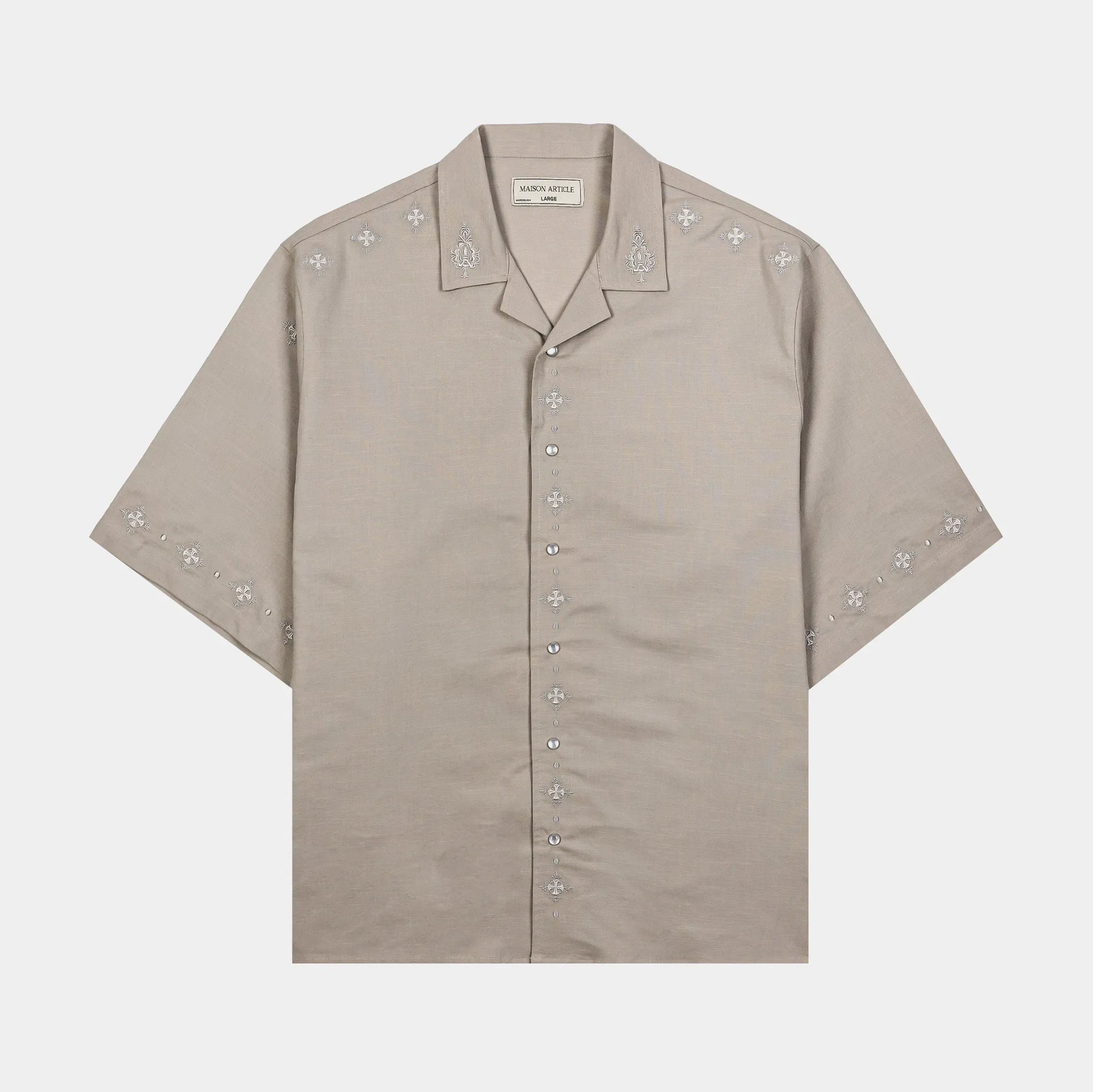 MAISON ARTICLE Embroidered Crosses Cotton Button Up Mens Short Sleeve Shirt (Grey)