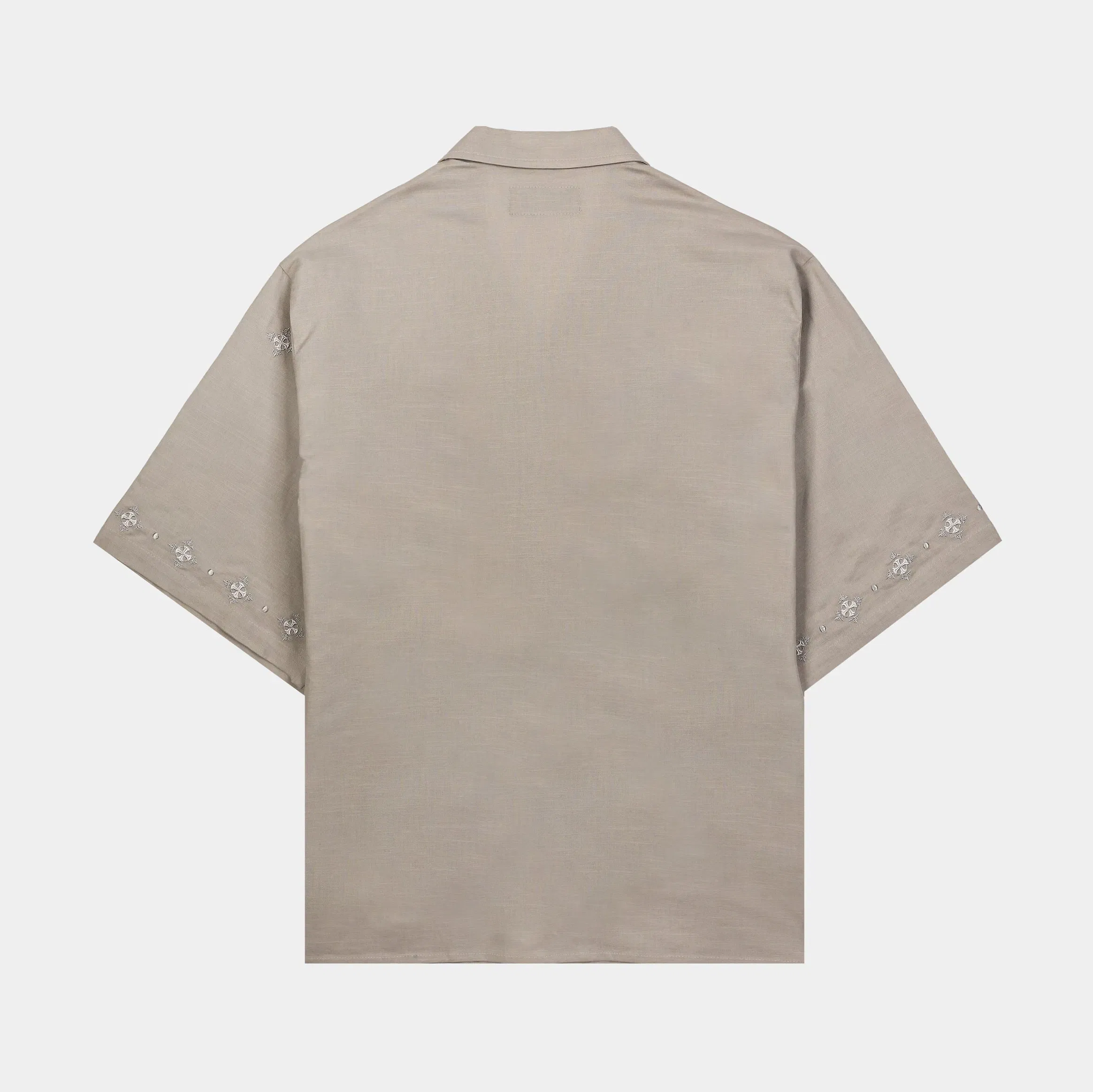 MAISON ARTICLE Embroidered Crosses Cotton Button Up Mens Short Sleeve Shirt (Grey)