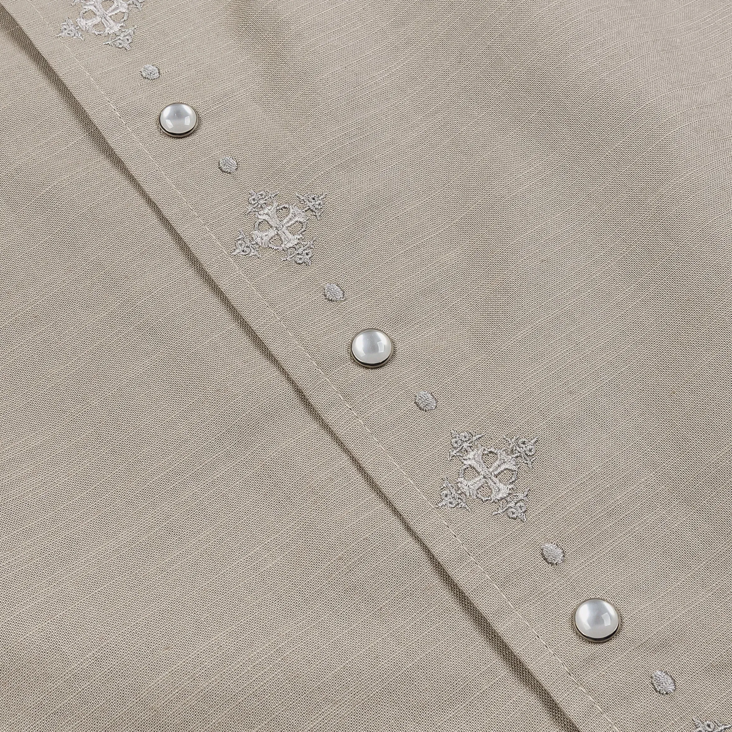 MAISON ARTICLE Embroidered Crosses Cotton Button Up Mens Short Sleeve Shirt (Grey)