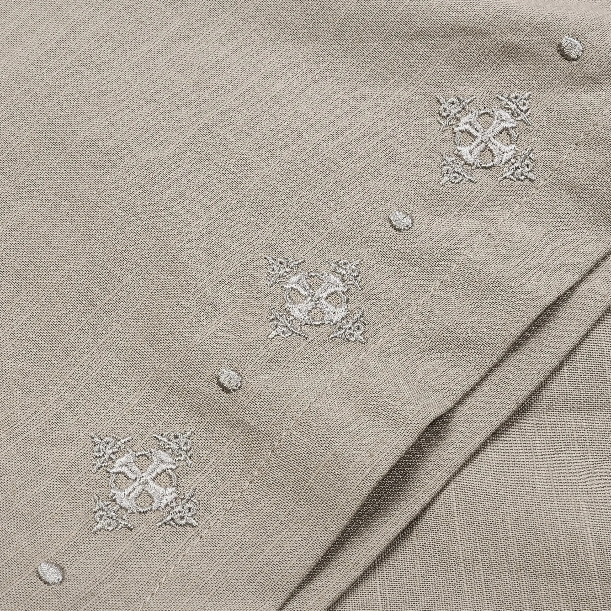 MAISON ARTICLE Embroidered Crosses Cotton Button Up Mens Short Sleeve Shirt (Grey)
