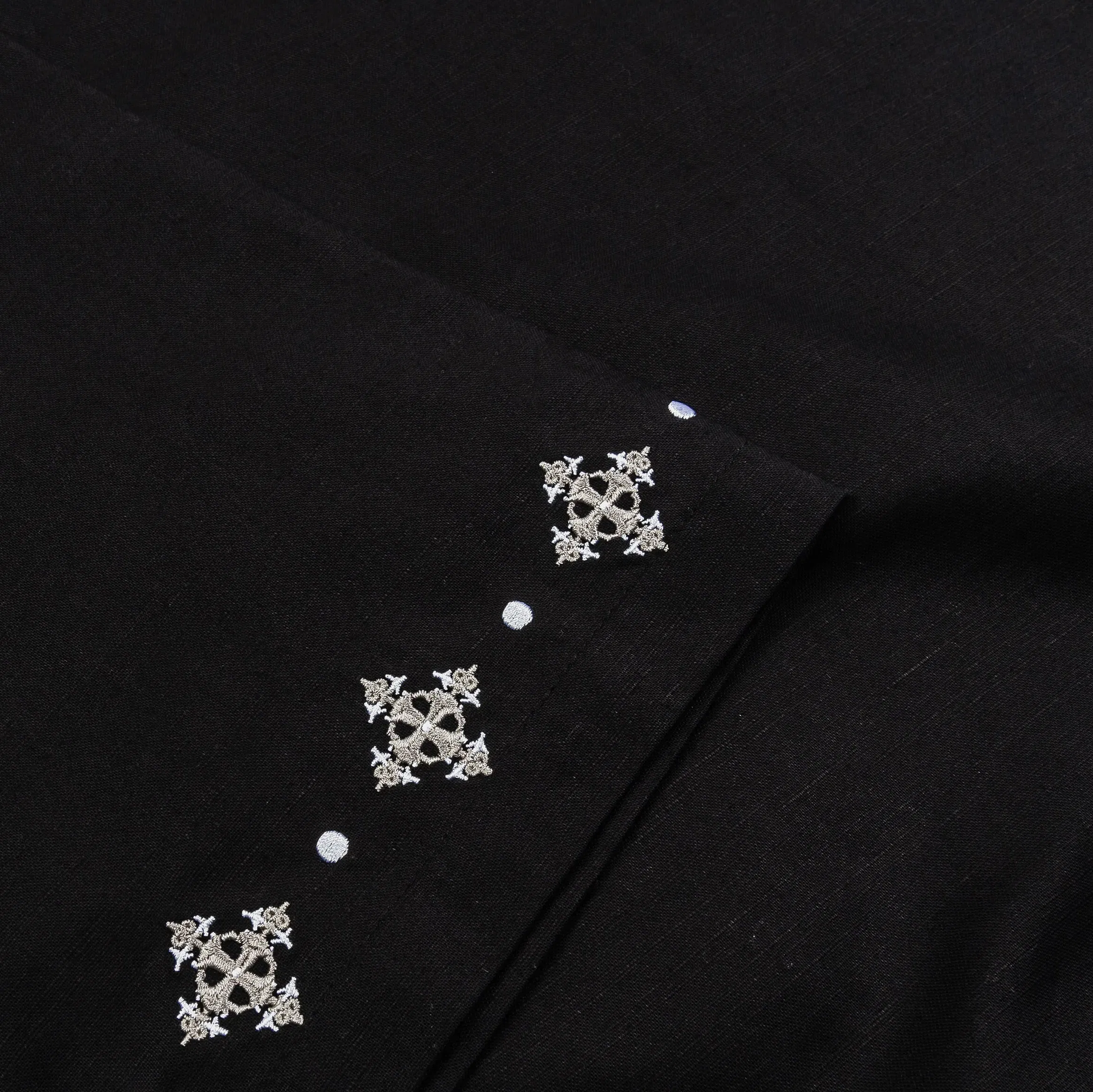 MAISON ARTICLE Crosses Cotton Button Up Mens Short Sleeve Shirt (Black/White)