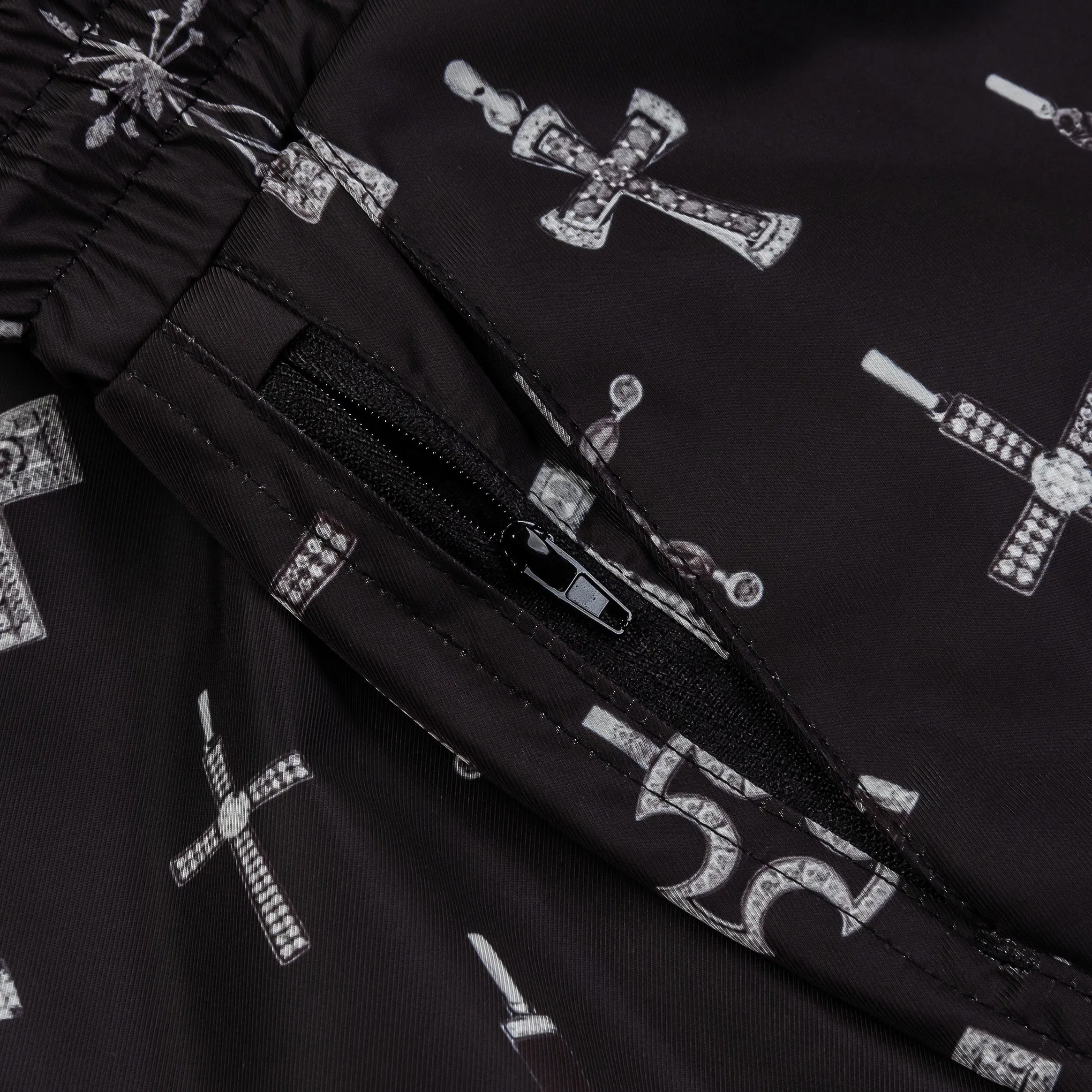 MAISON ARTICLE All Over Print Crosses Hybrid Mens Shorts (Black/Grey)