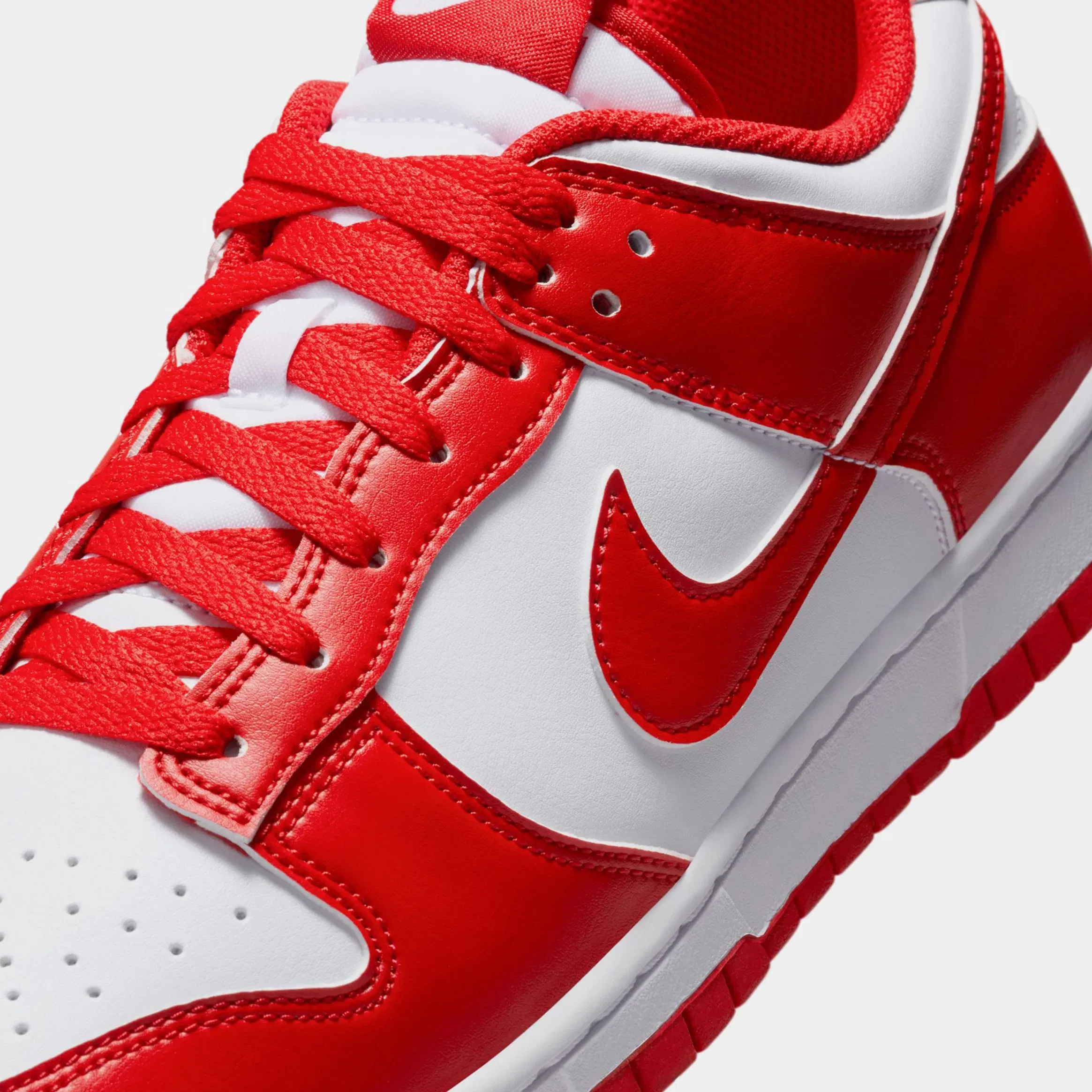 Nike Dunk Low Retro Mens Lifestyle Shoes (White/University Red)