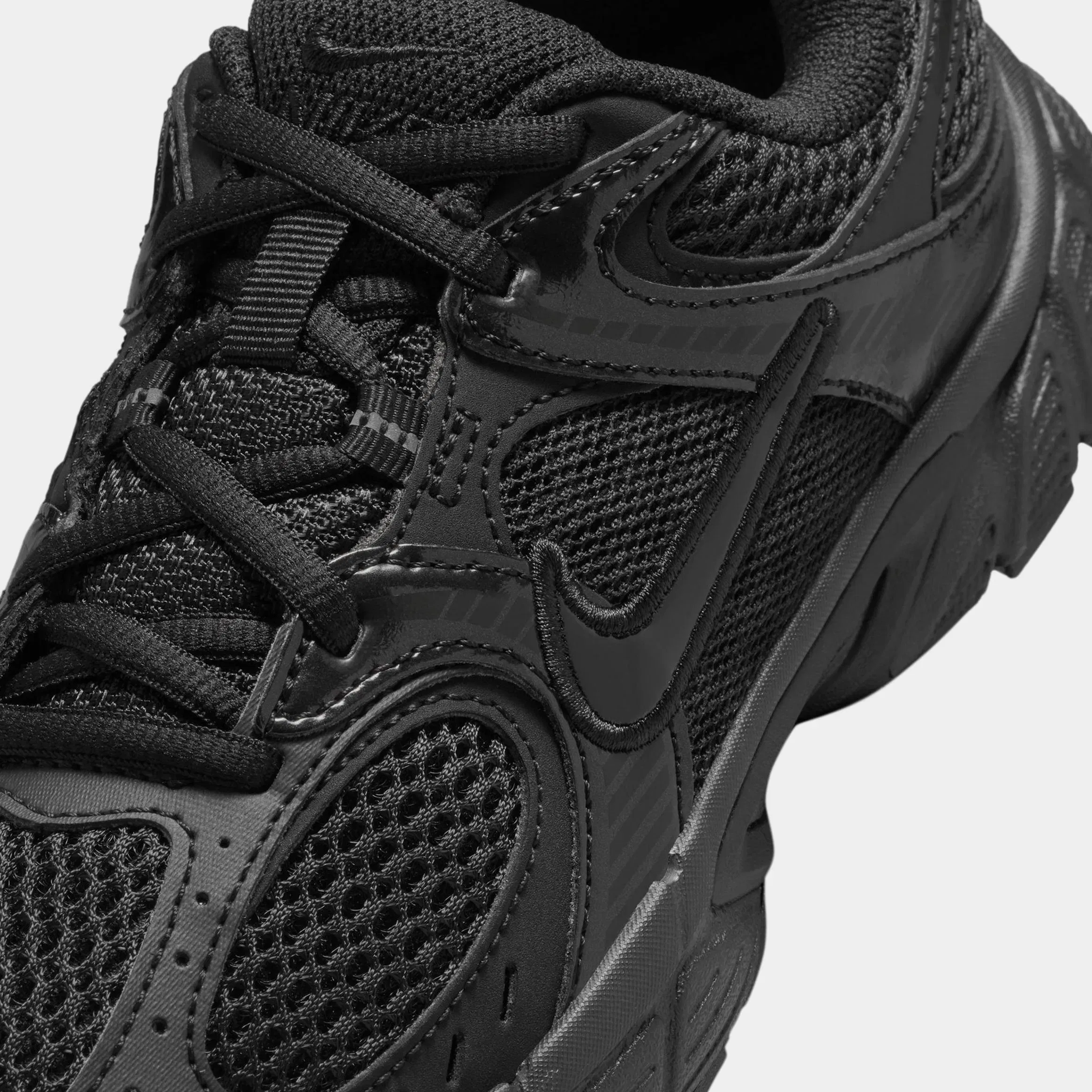 Nike V5 RNR Grade School Running Shoes (Black/Black/Anthracite)