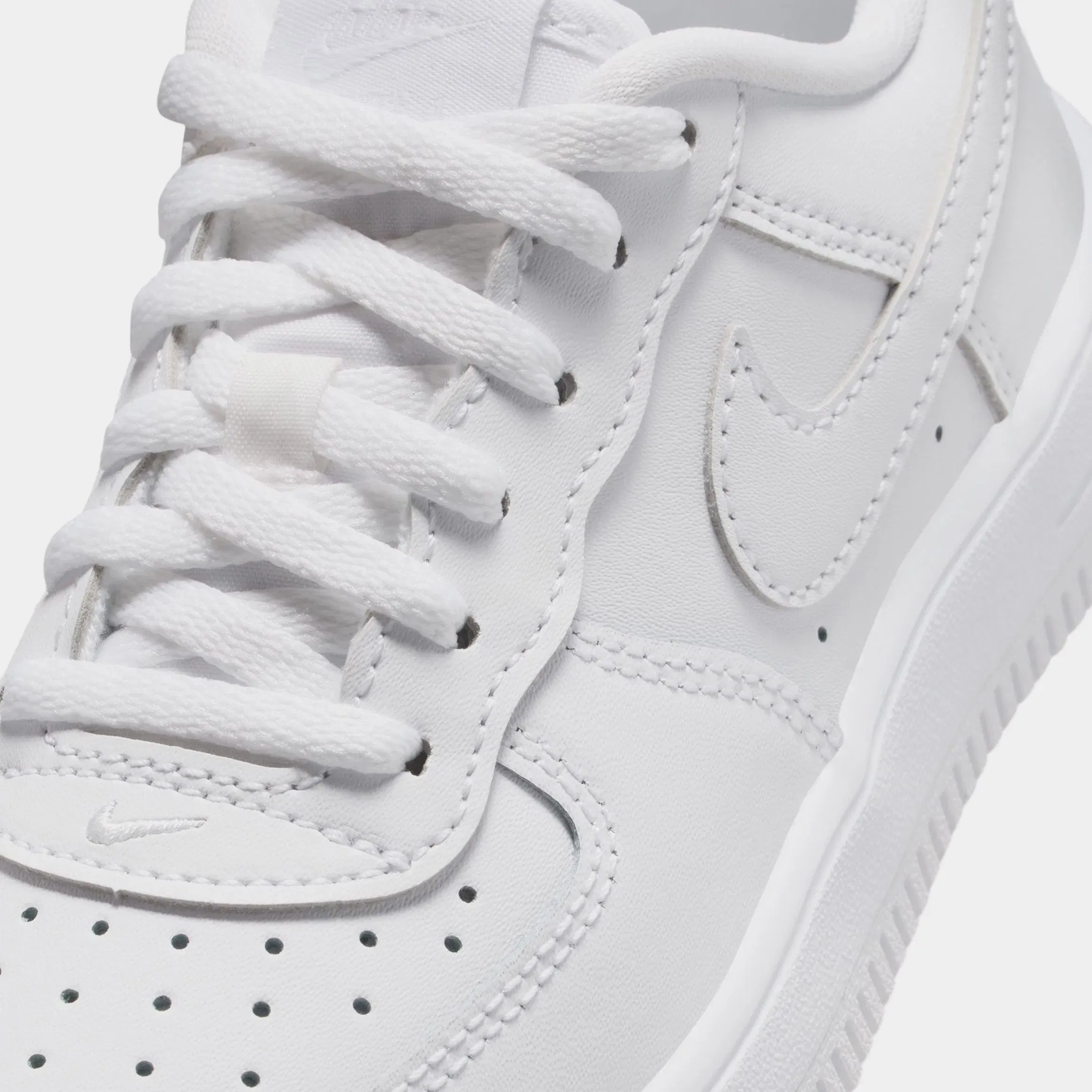 Nike Air Force 1 Low Preschool Lifestyle Shoes (White)
