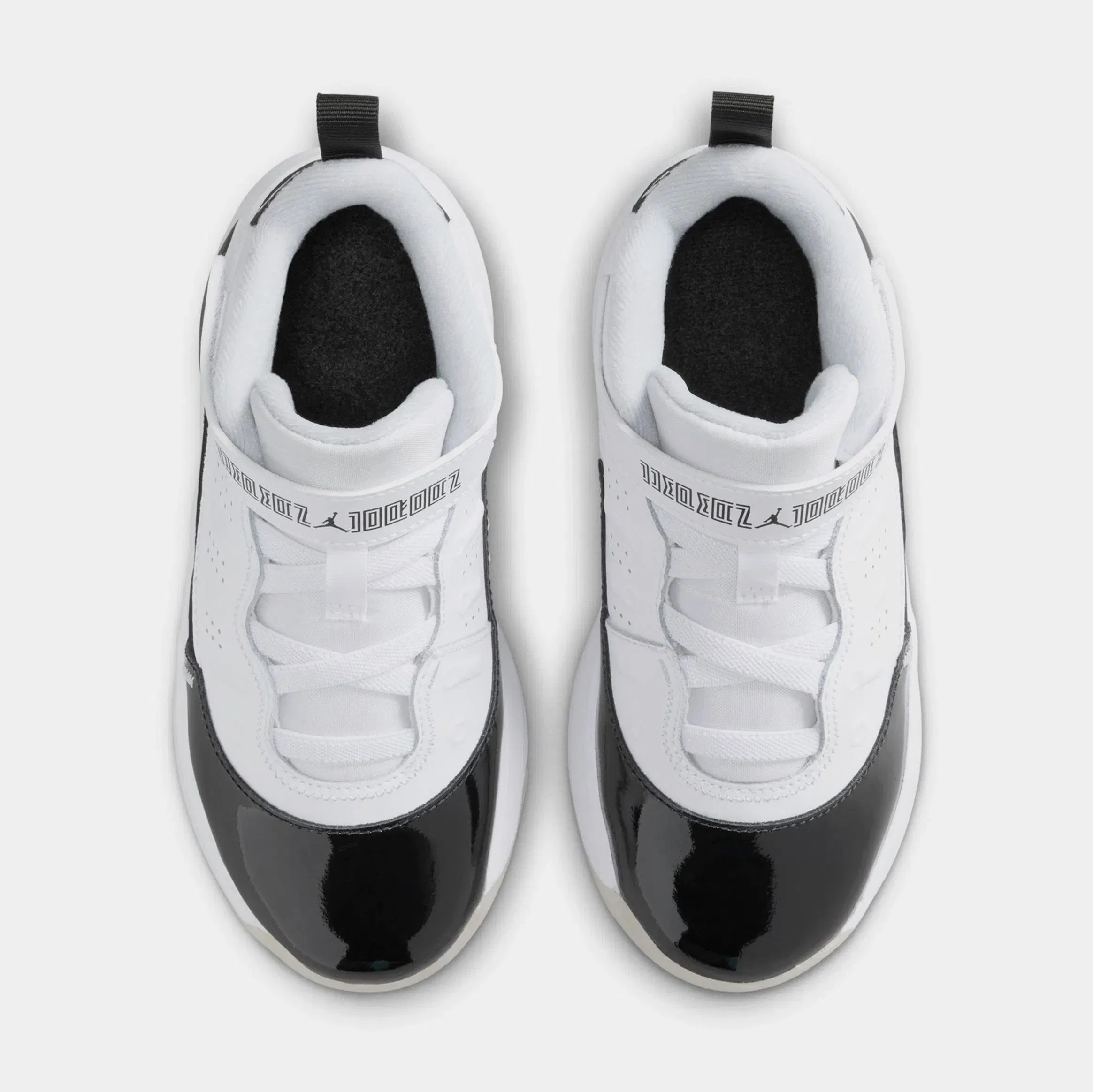 Air Jordan Max Aura 7 Preschool Basketball Shoes (White/Summit White/Black)