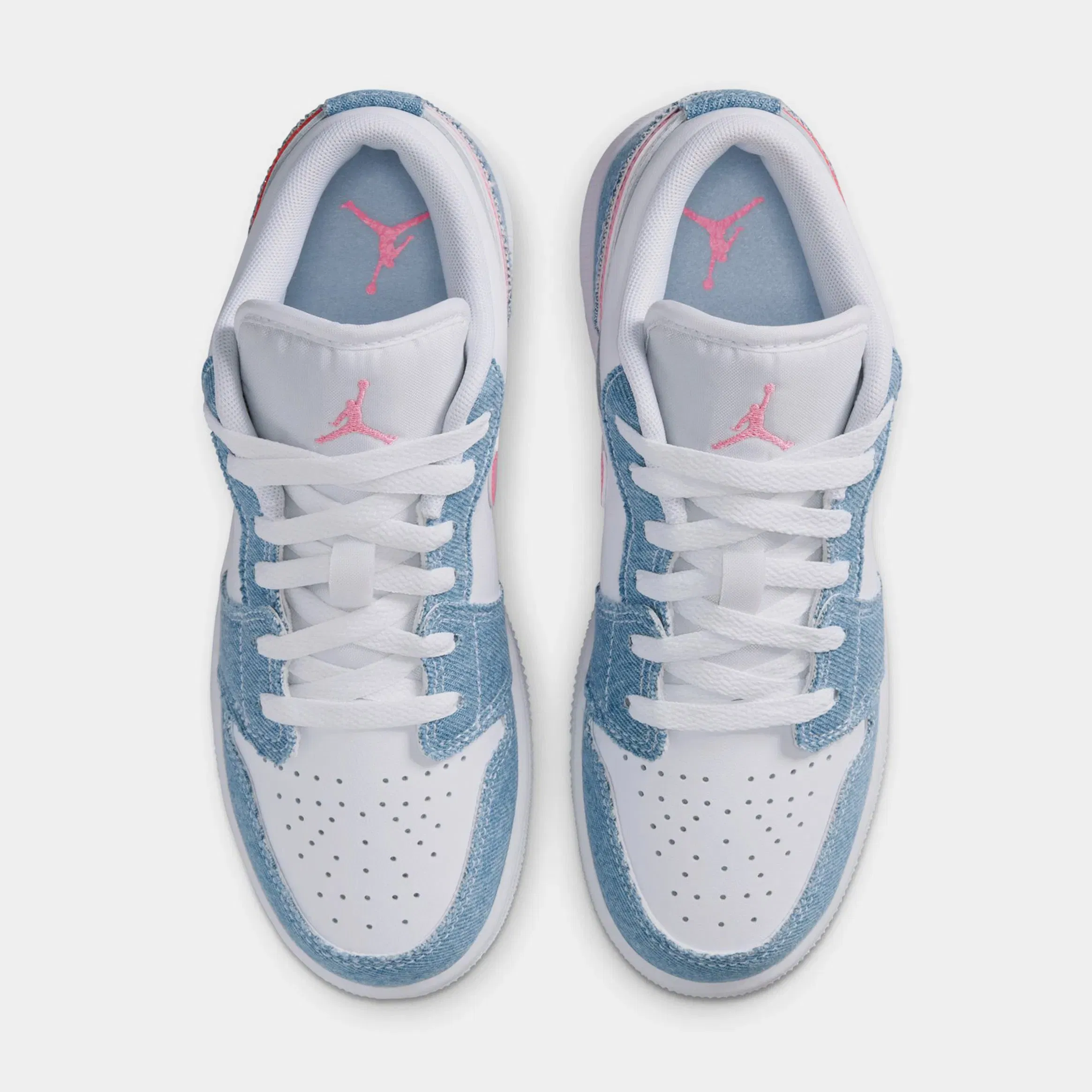 Air Jordan 1 Low SE Grade School Lifestyle Shoes (Cobalt Bliss/White/Pink Glow)