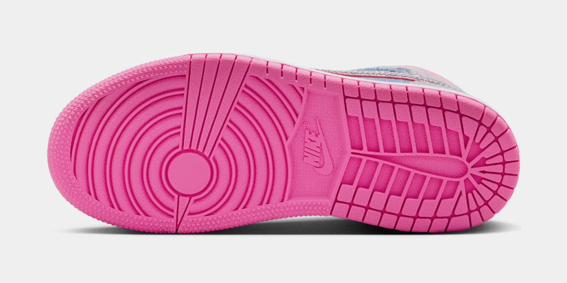 Air Jordan 1 Mid SE Preschool Lifestyle Shoes (Cobalt Bliss/White/Pink Glow)
