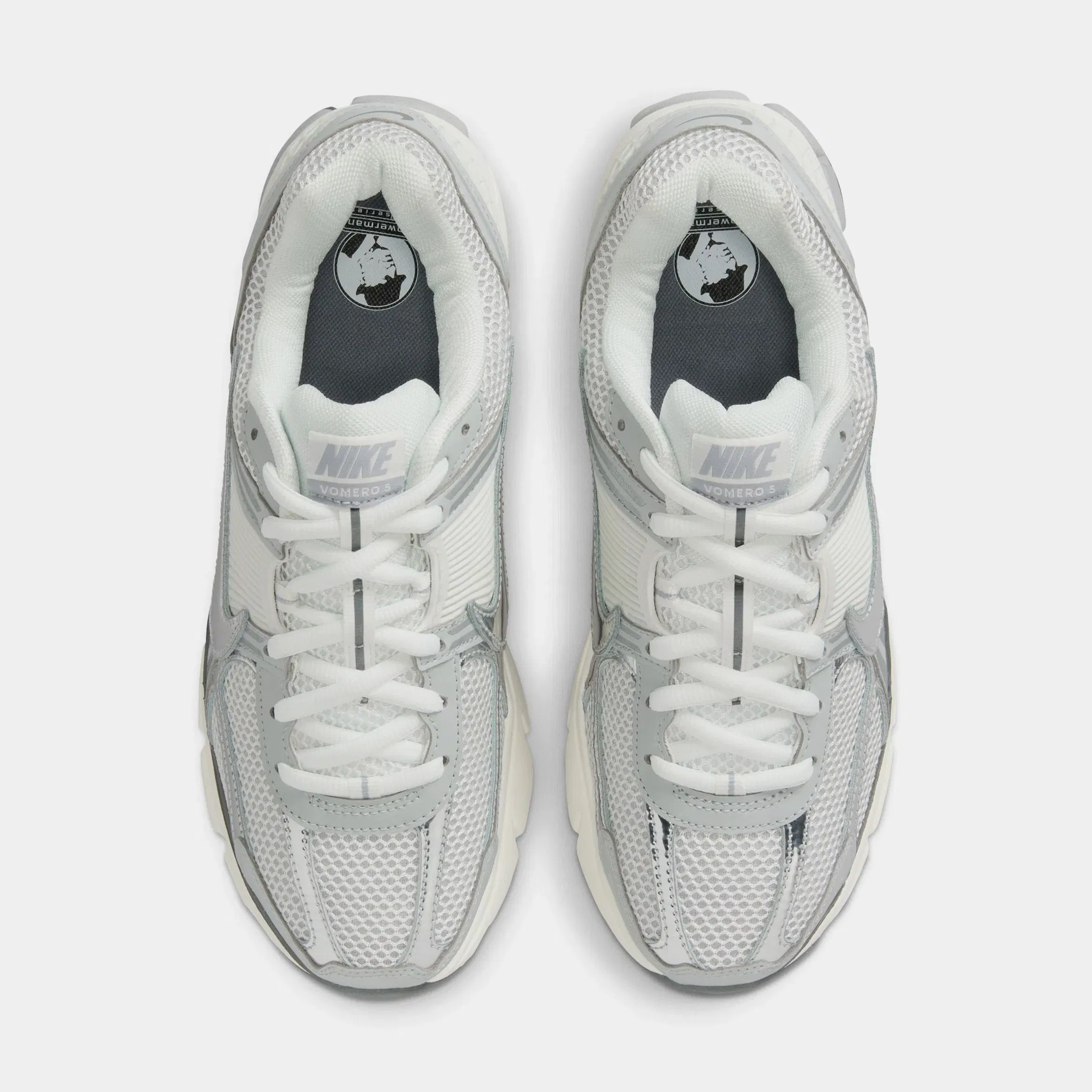 Nike Zoom Vomero 5 Mens Running Shoes (Summit White/Light Smoke Grey/Smoke Grey/Metallic Silver)