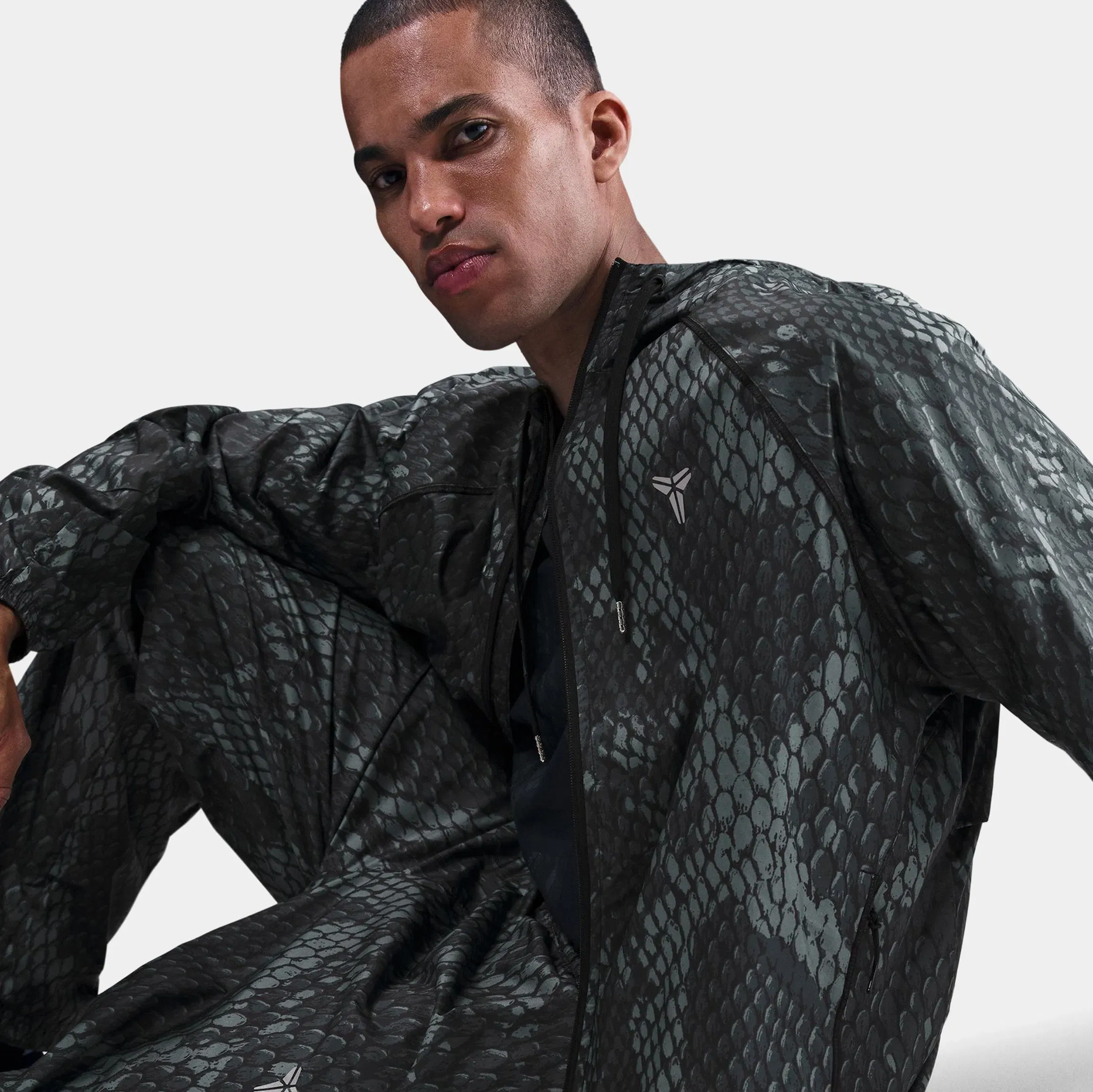 Nike Kobe Zip Up Woven Mens Jacket (Black/Silver)