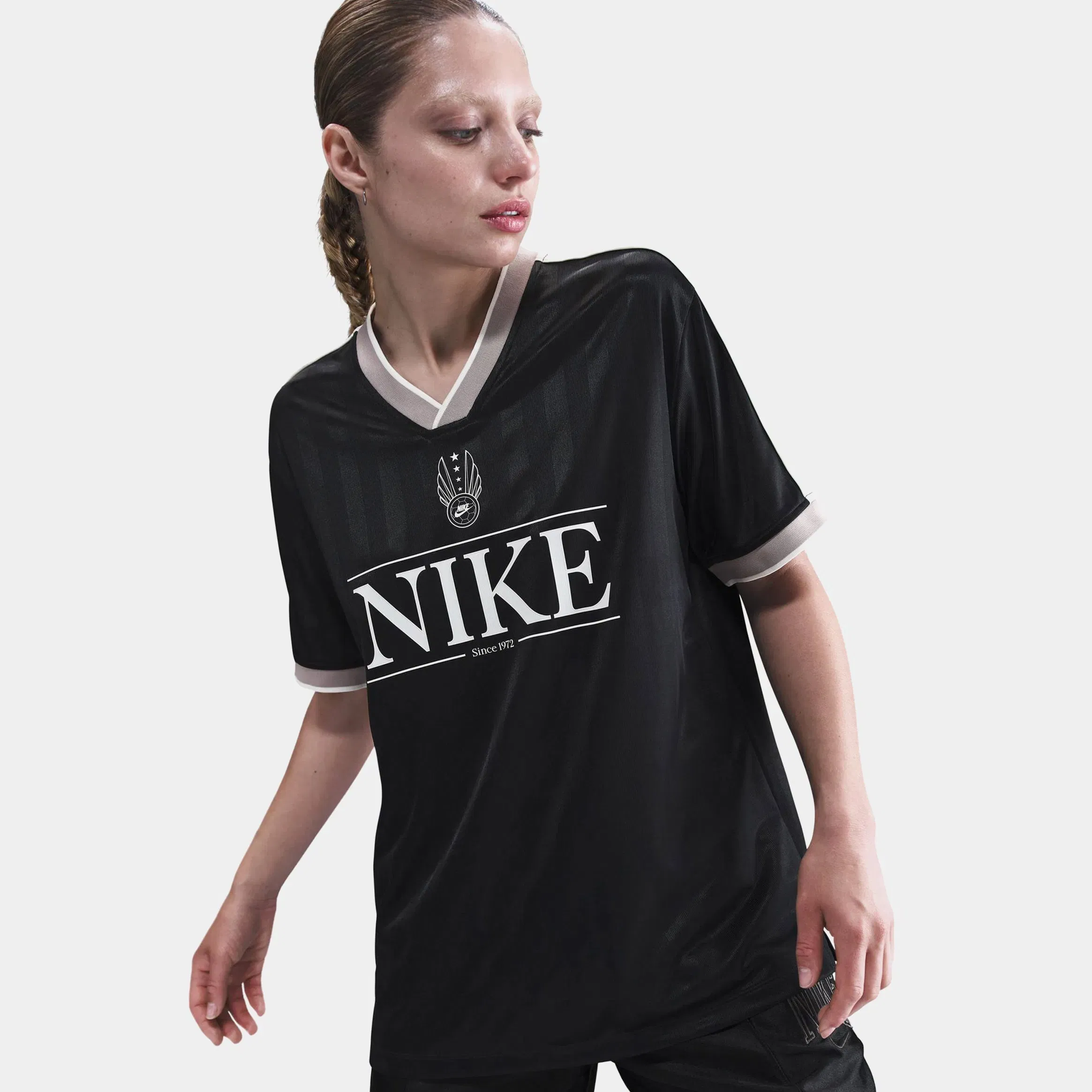 Nike NSW V Neck Since 1964 Womens Jersey (Black/White)