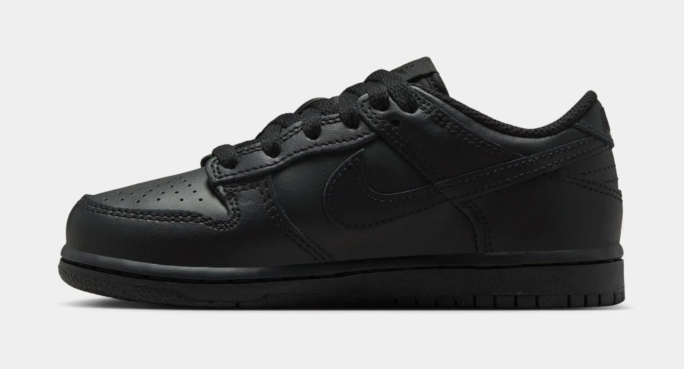 Nike Dunk Low Preschool Lifestyle Shoes (Triple Black)