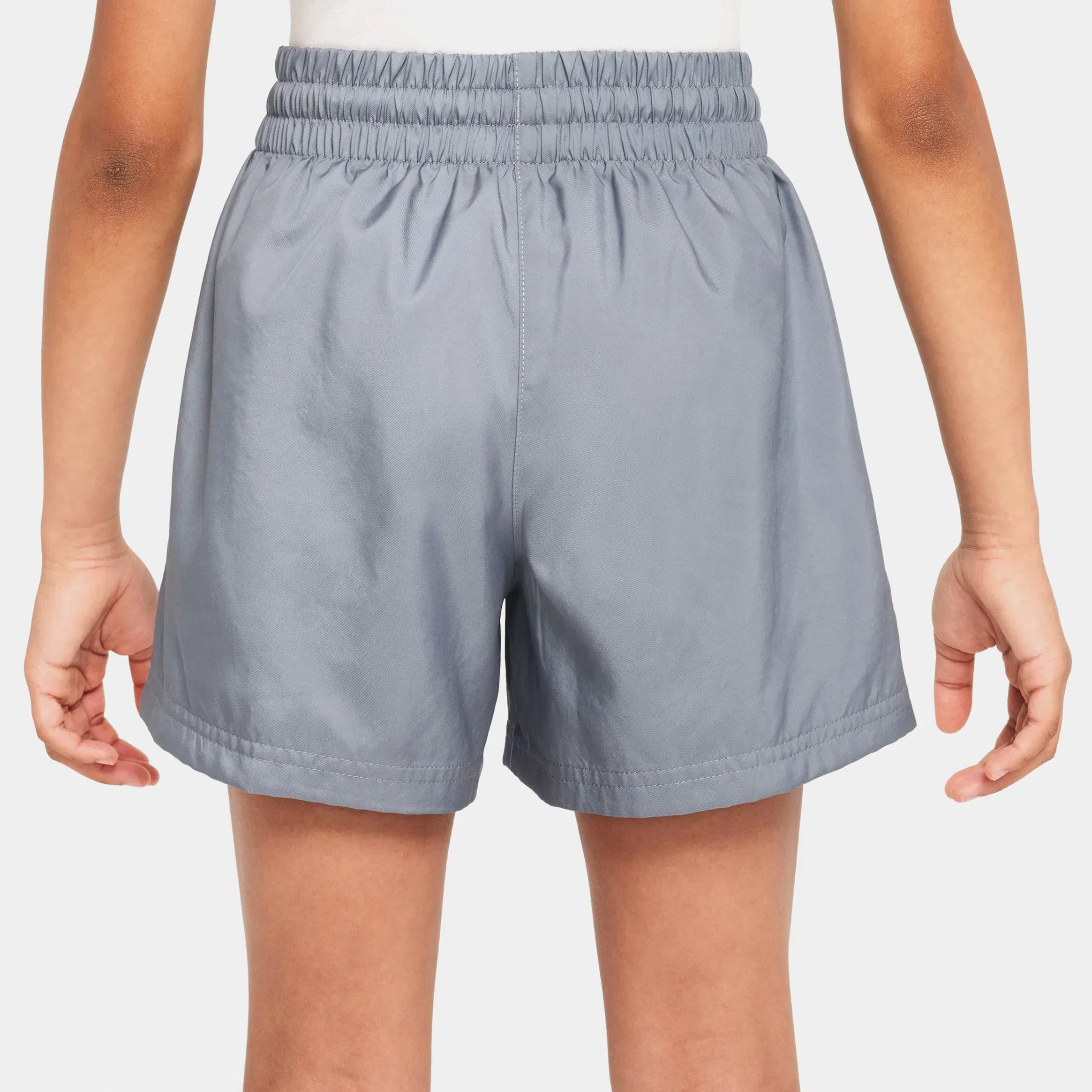 Nike Club Woven 4.5 Grade School Shorts (Grey/White)