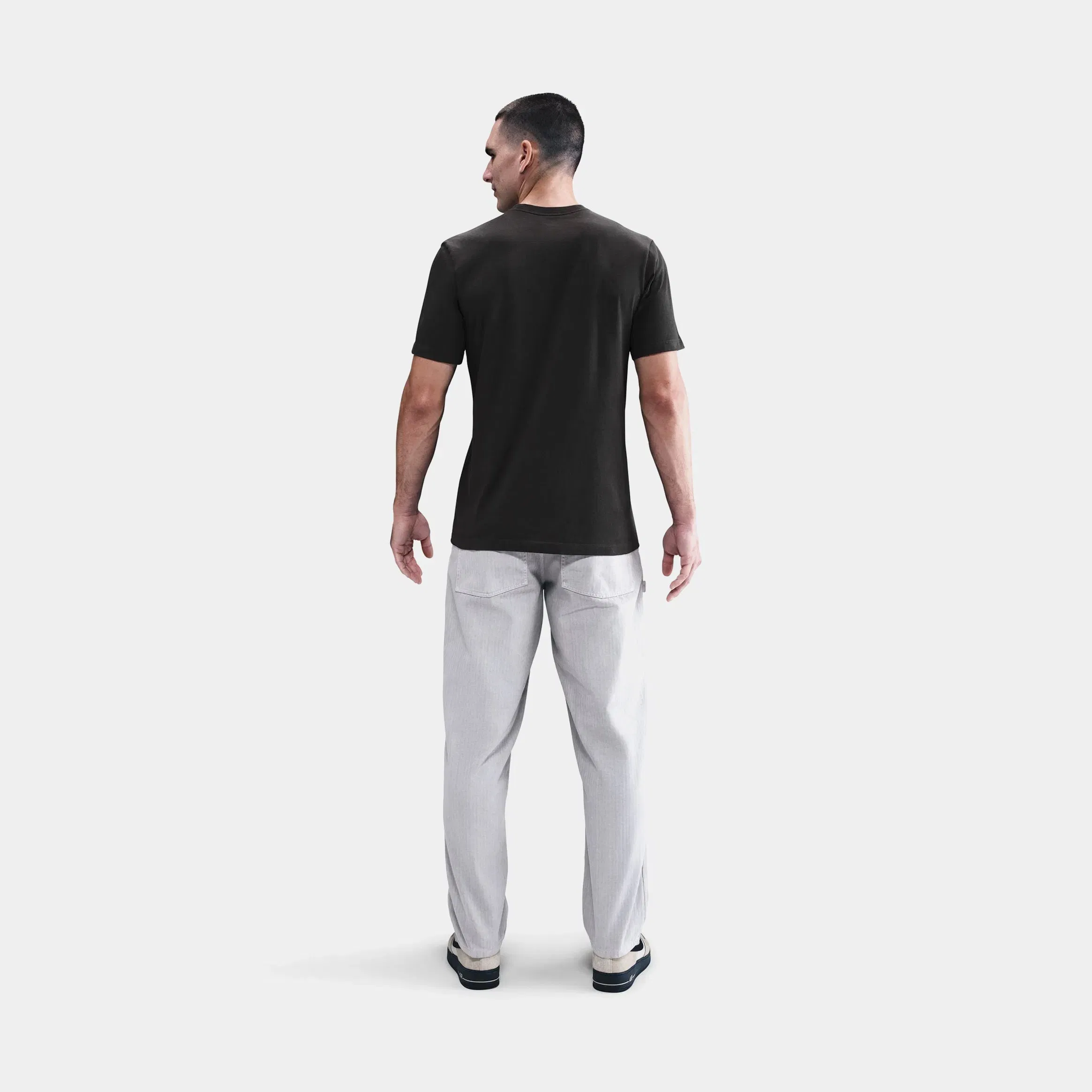 Nike NSW Soothe Your Sole Graphic Mens Short Sleeve Shirt (Off Noir)