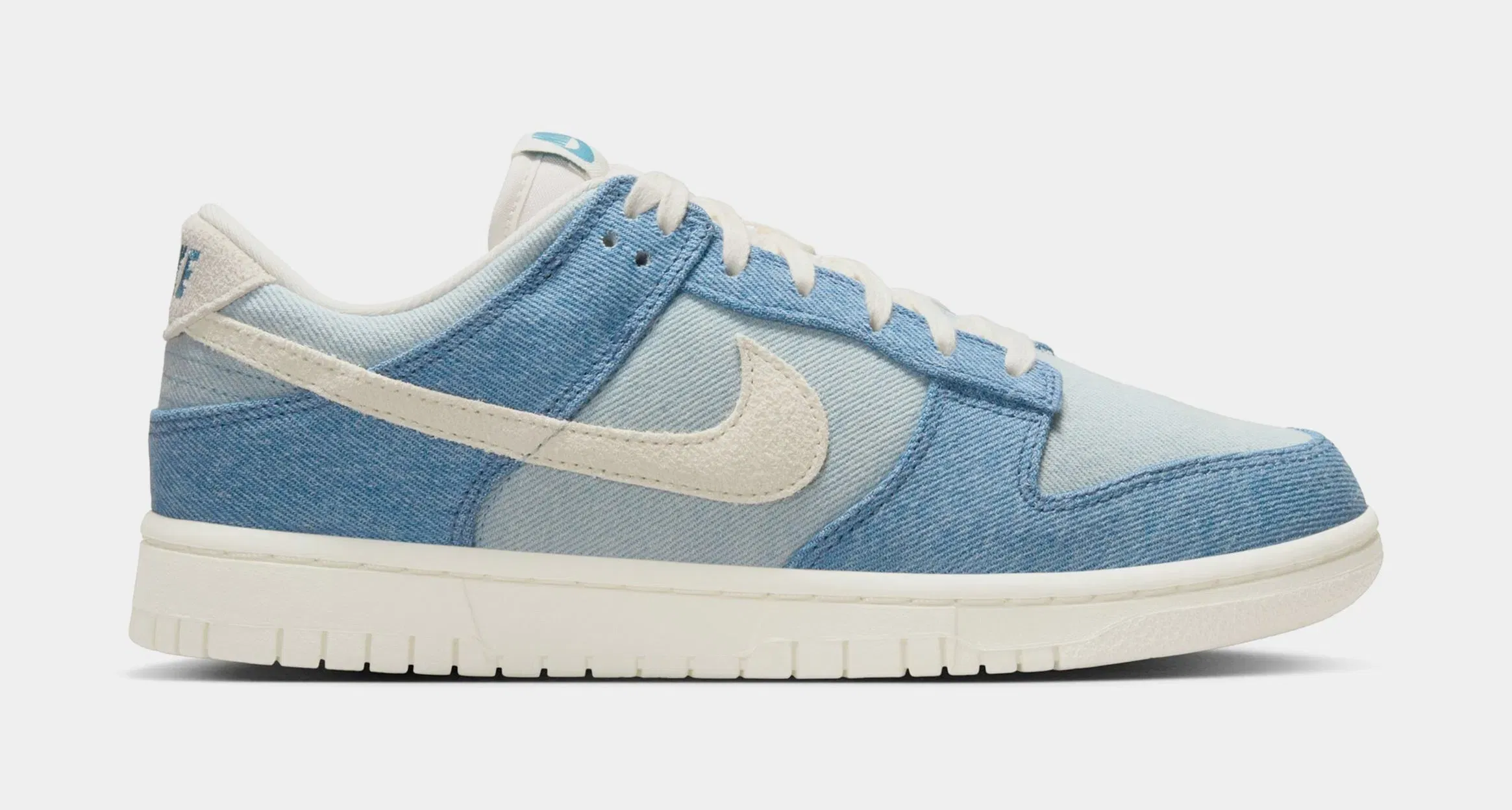 Nike Dunk Low Womens Lifestyle Shoes (Smokey Blue/Pale Ivory/Denim Turquoise/Ochre)