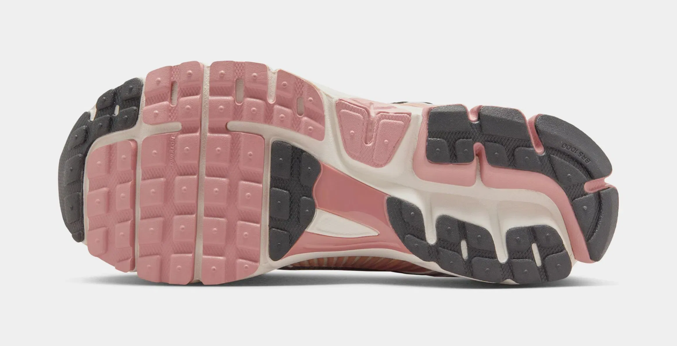 Nike Vomero 5 Womens Running Shoes (Sail/Pearl White/Particle Pink/Sail)