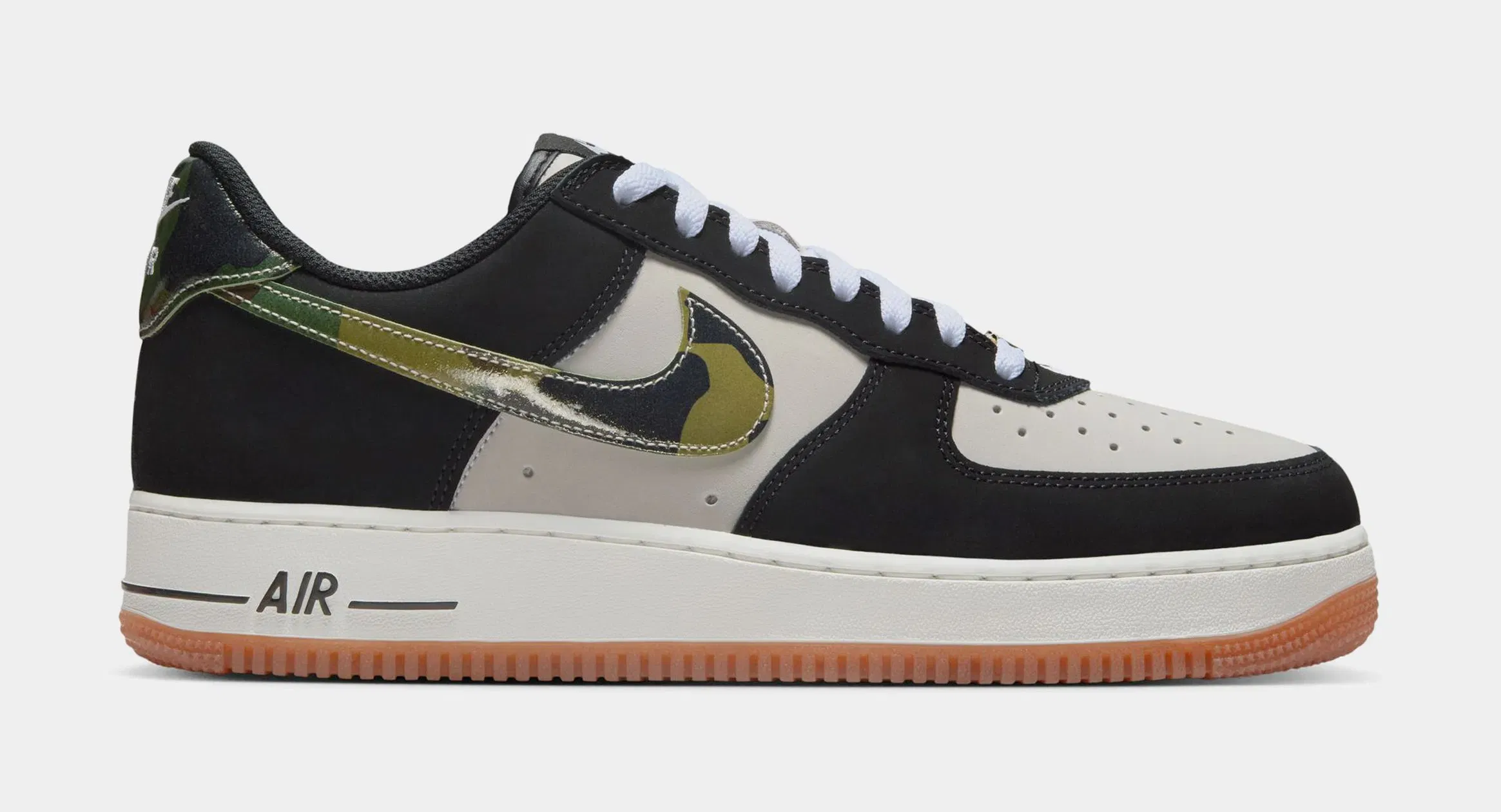 Nike Air Force 1 Low Camo Swoosh Mens Lifestyle Shoes (White/Gum Medium Brown/Summit White/Black)